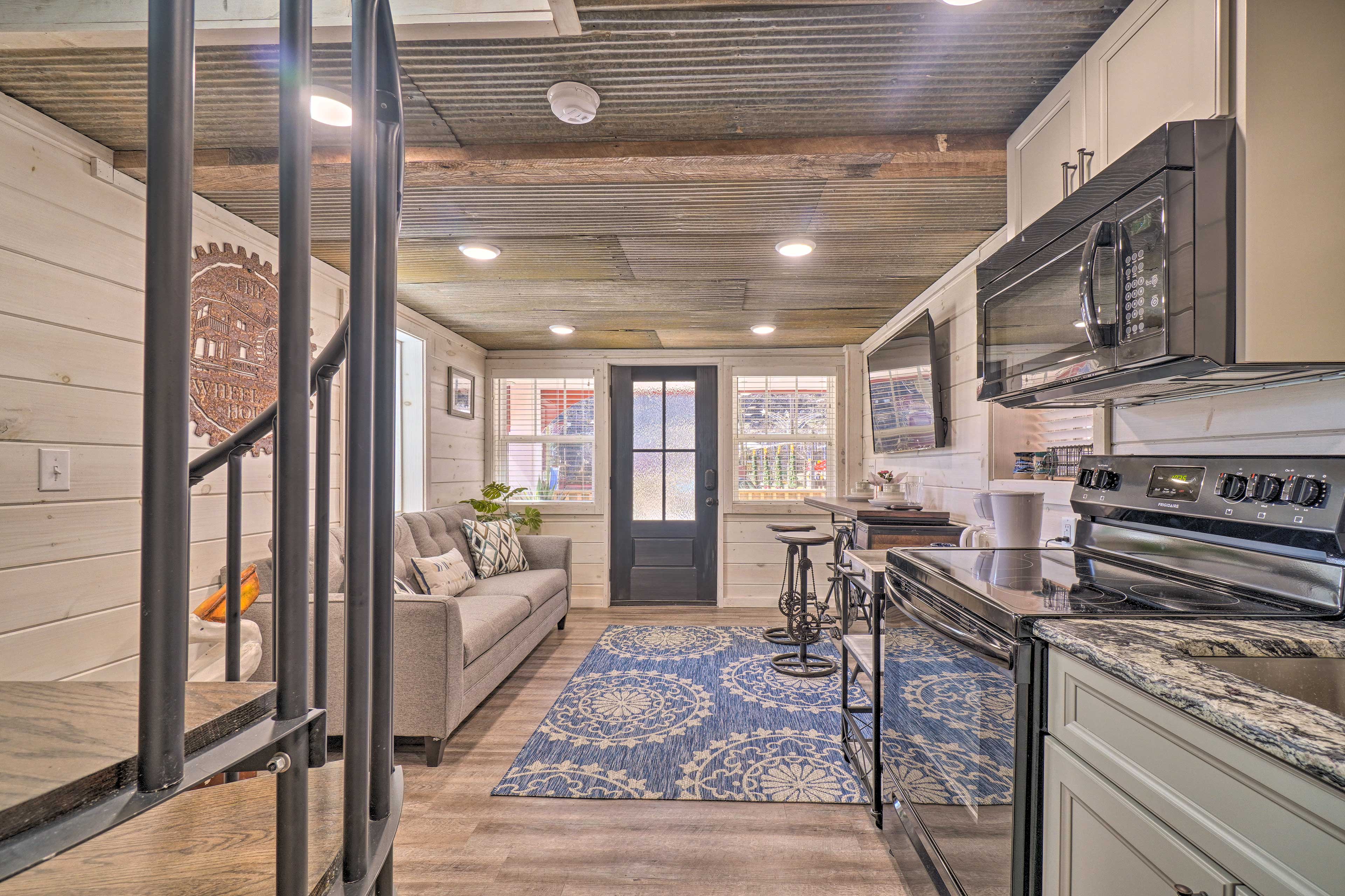 Peaceful Cookeville Cabin on 52 Acres! Evolve