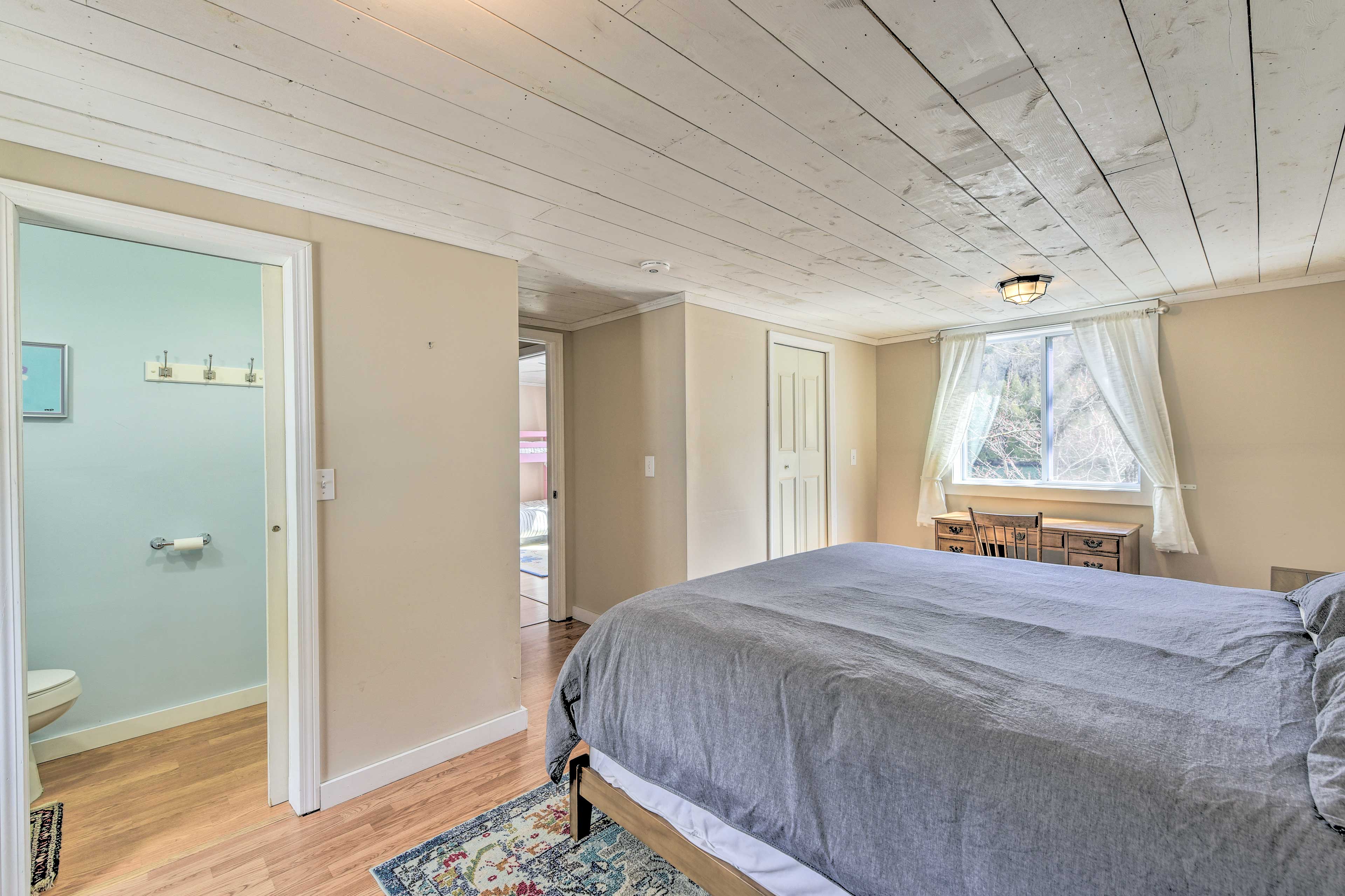 Lakefront Retreat w/ Large Yard & Boat Dock! Hardwick, VT Evolve