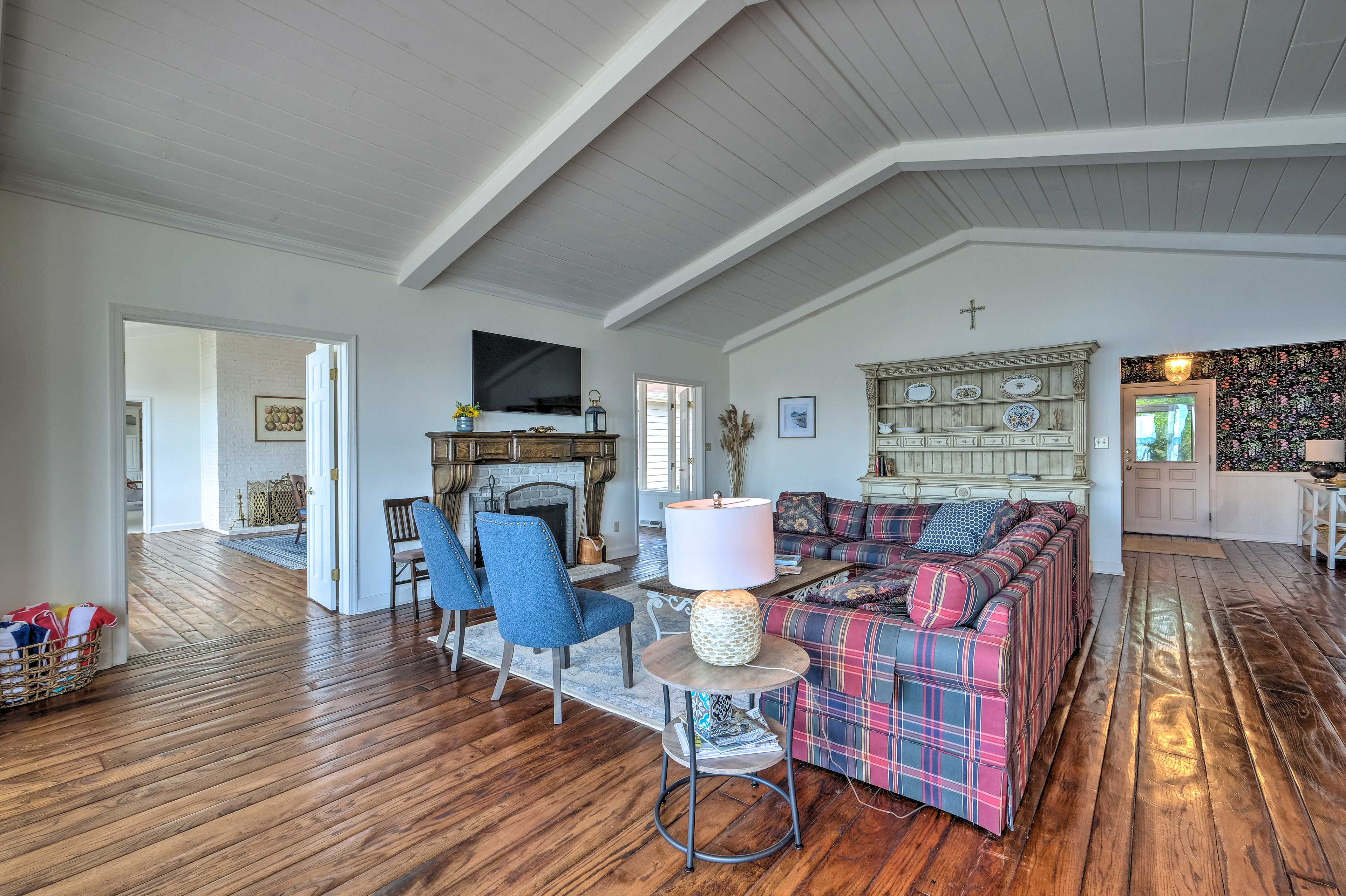 Waterfront Leonardtown Retreat w/ Dock Access! Evolve