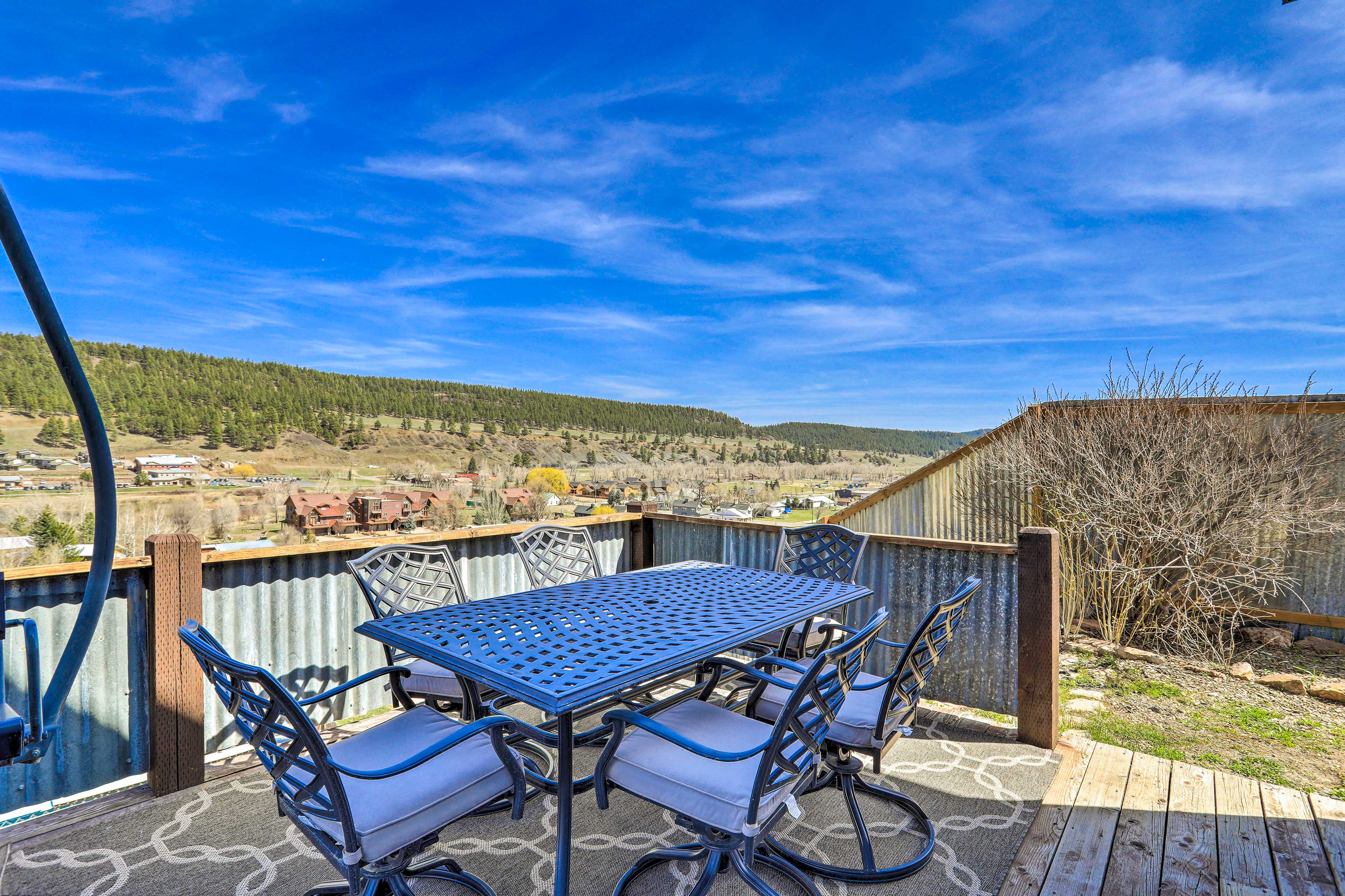 'Pagosa Elevated' Dtwn Home w/ Stunning Views Pagosa Springs, CO Evolve