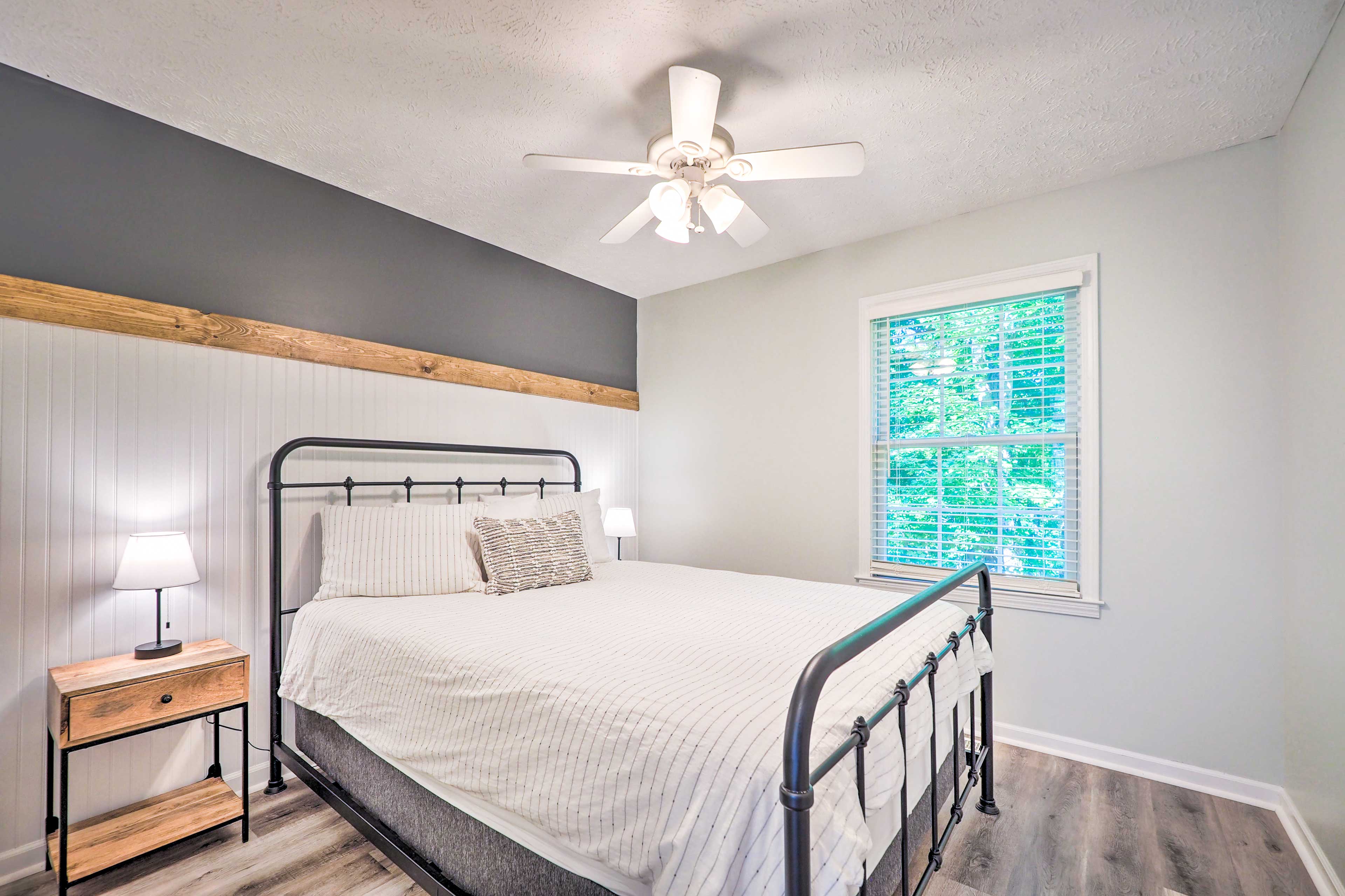 Beulah Family Home 2 Mi to Dtwn + Beach! Evolve