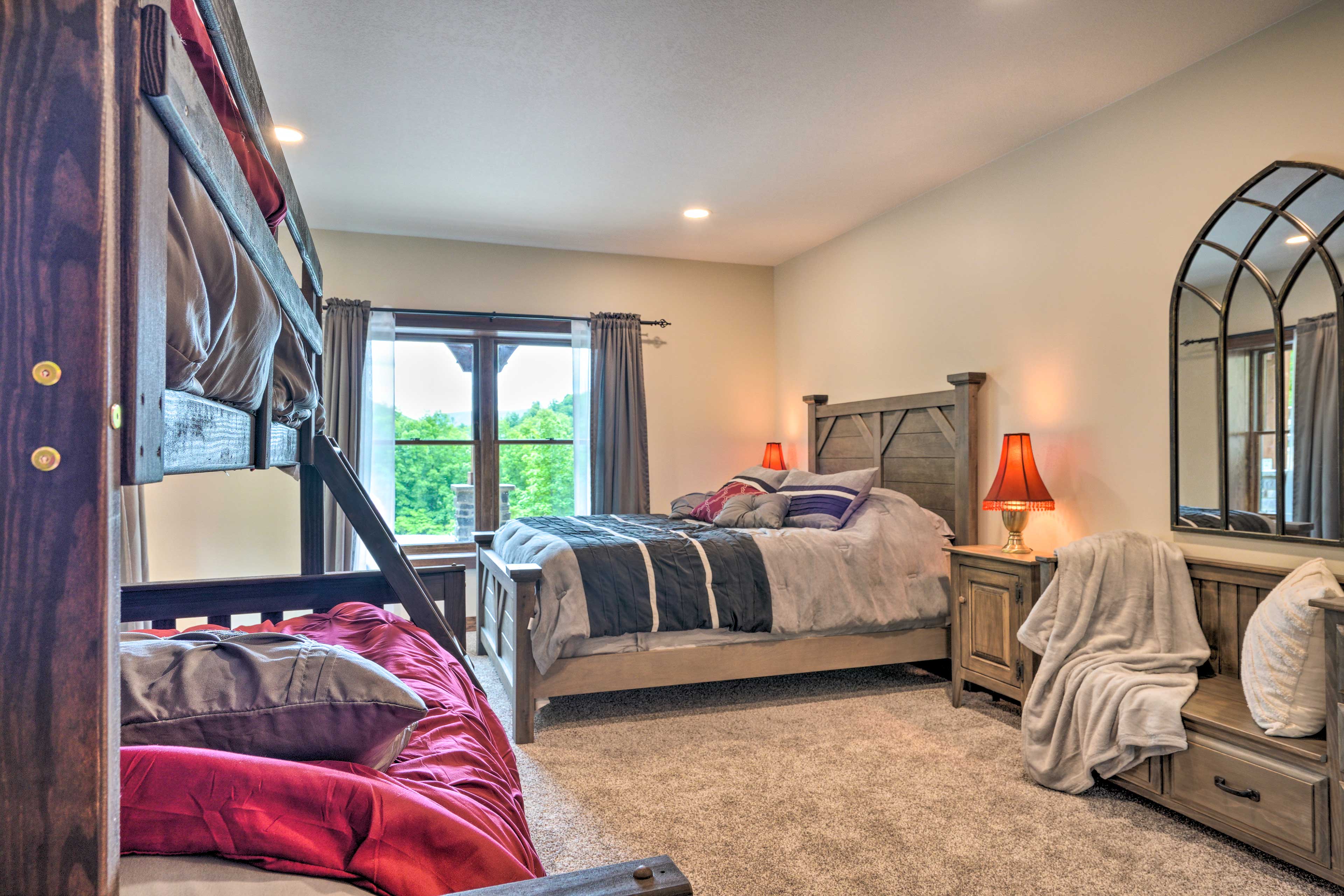 NEW! Stunning ‘Bugle Hollow Lodge’ w/ Mtn Views! Evolve