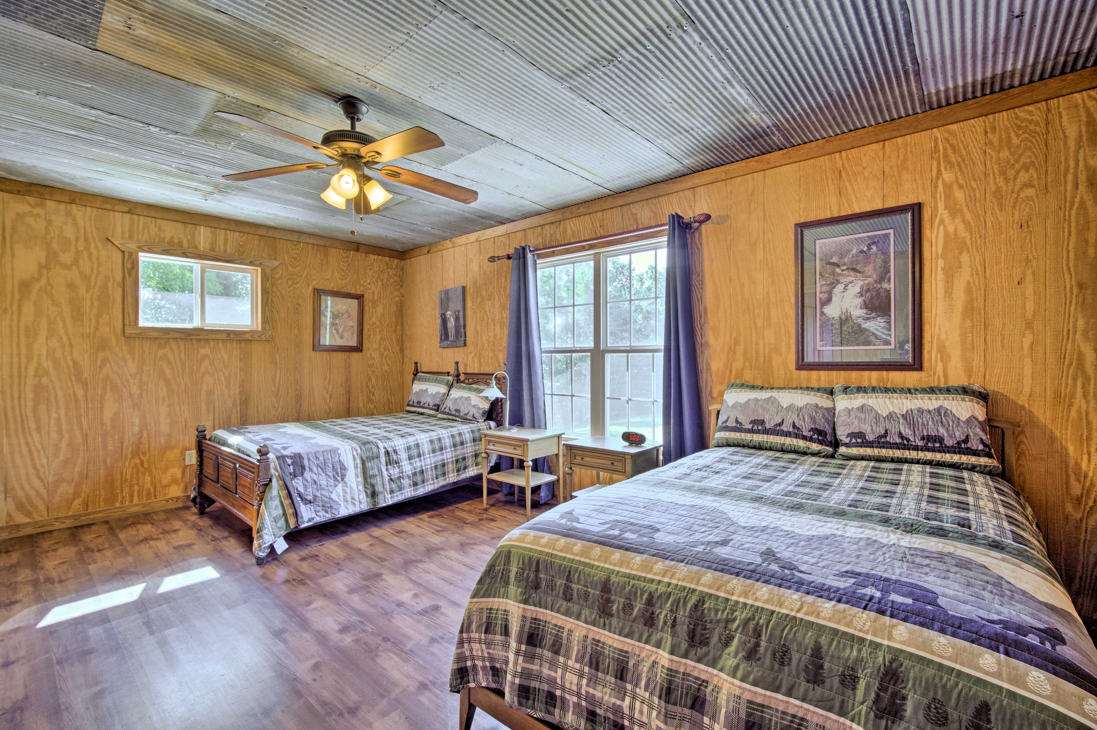 'River Bend Lodge' Heflin Home in the Woods! Evolve