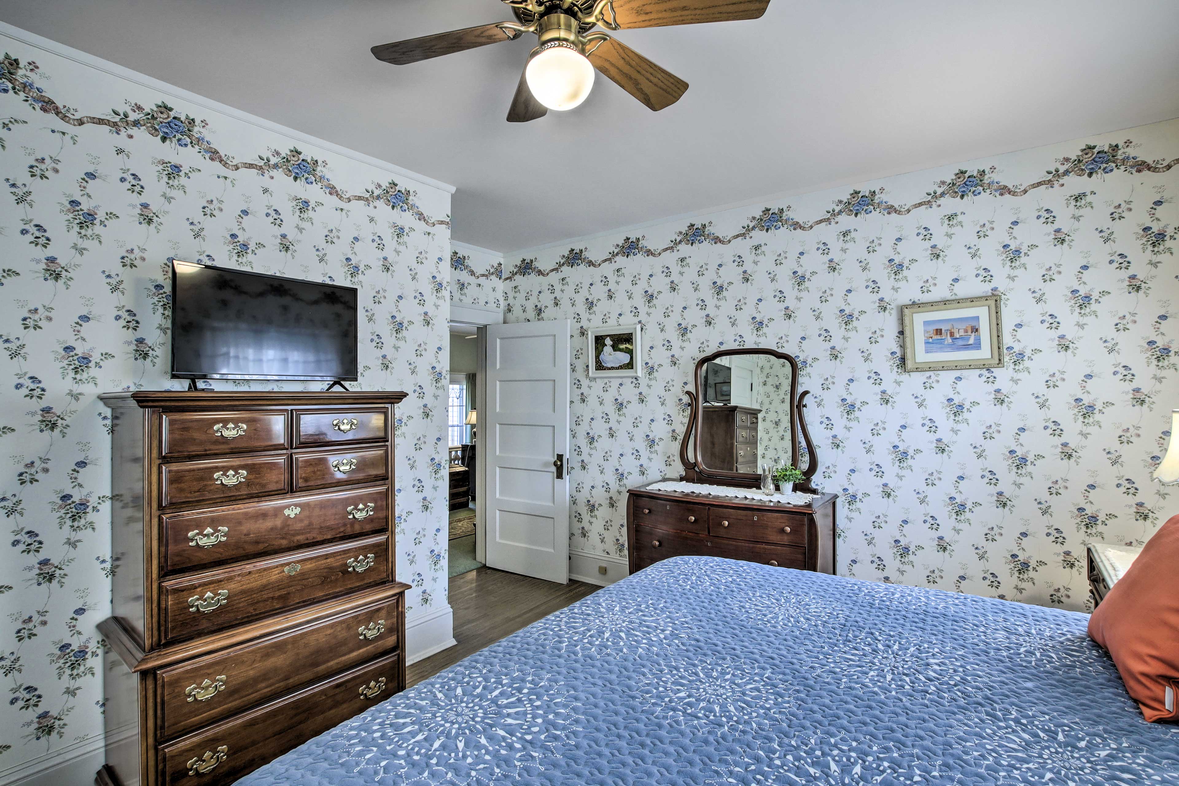 NEW! Historic Reedsburg Sanctuary w/ Home Library! Evolve