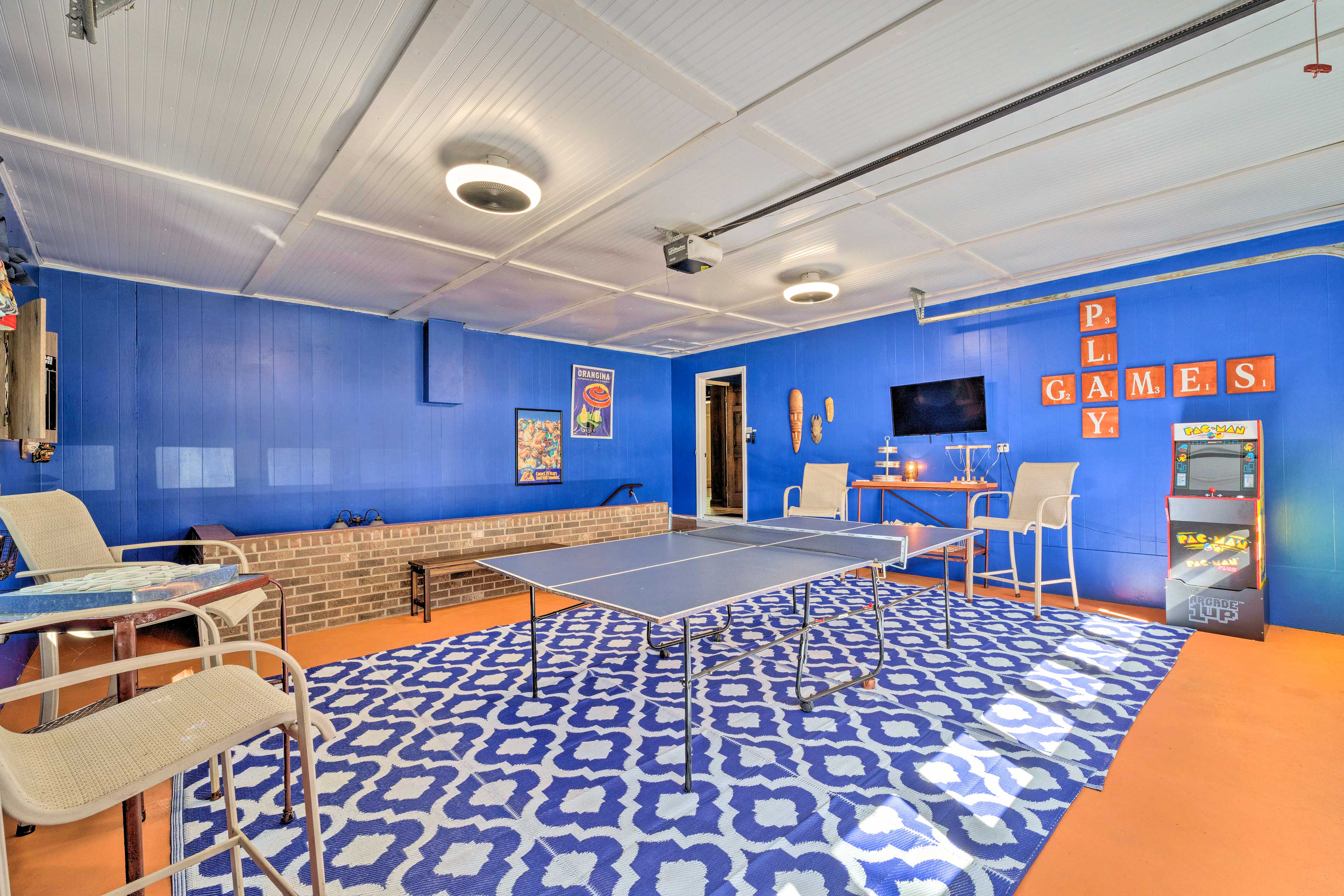 Dobson Getaway w/ Private Pool & Game Room! Evolve