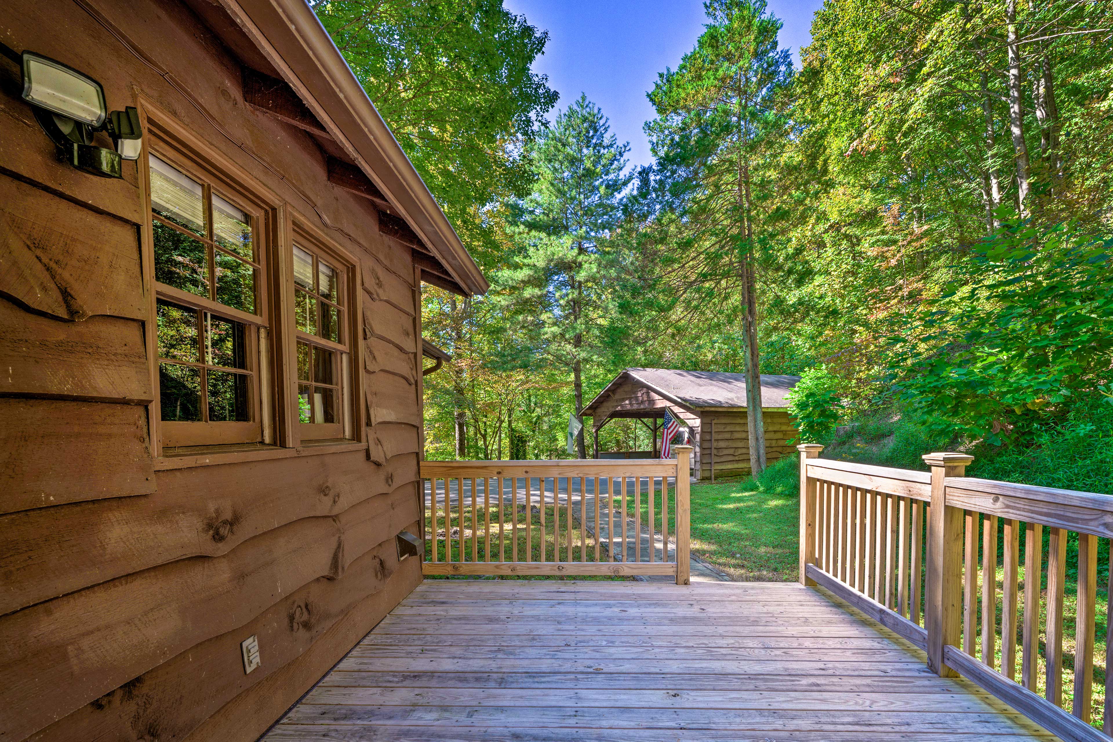 Peaceful Moravian Falls Cabin Near Fishing! Evolve