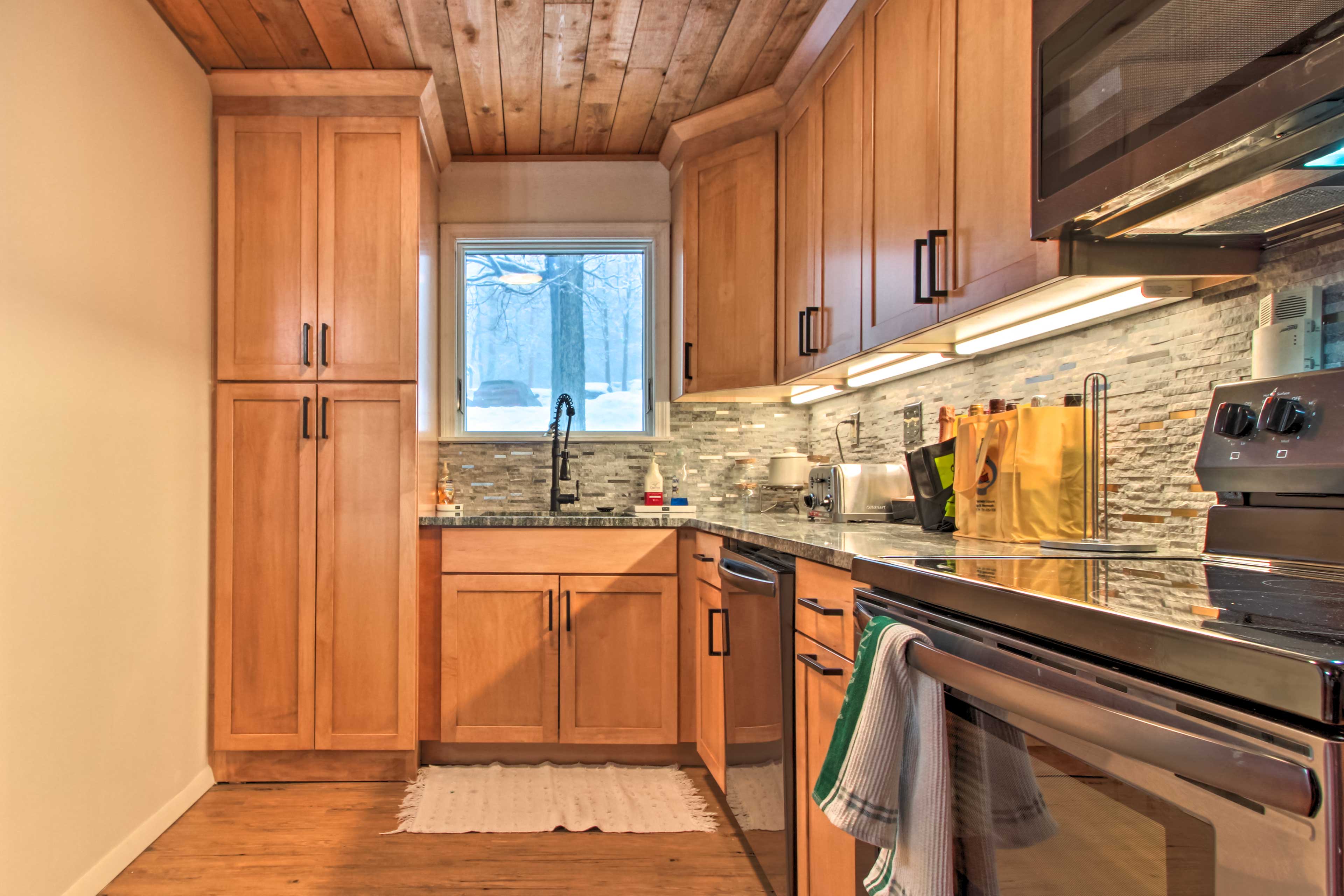 NEW! Ludlow Vacation Rental Steps to Ski Lift! Evolve