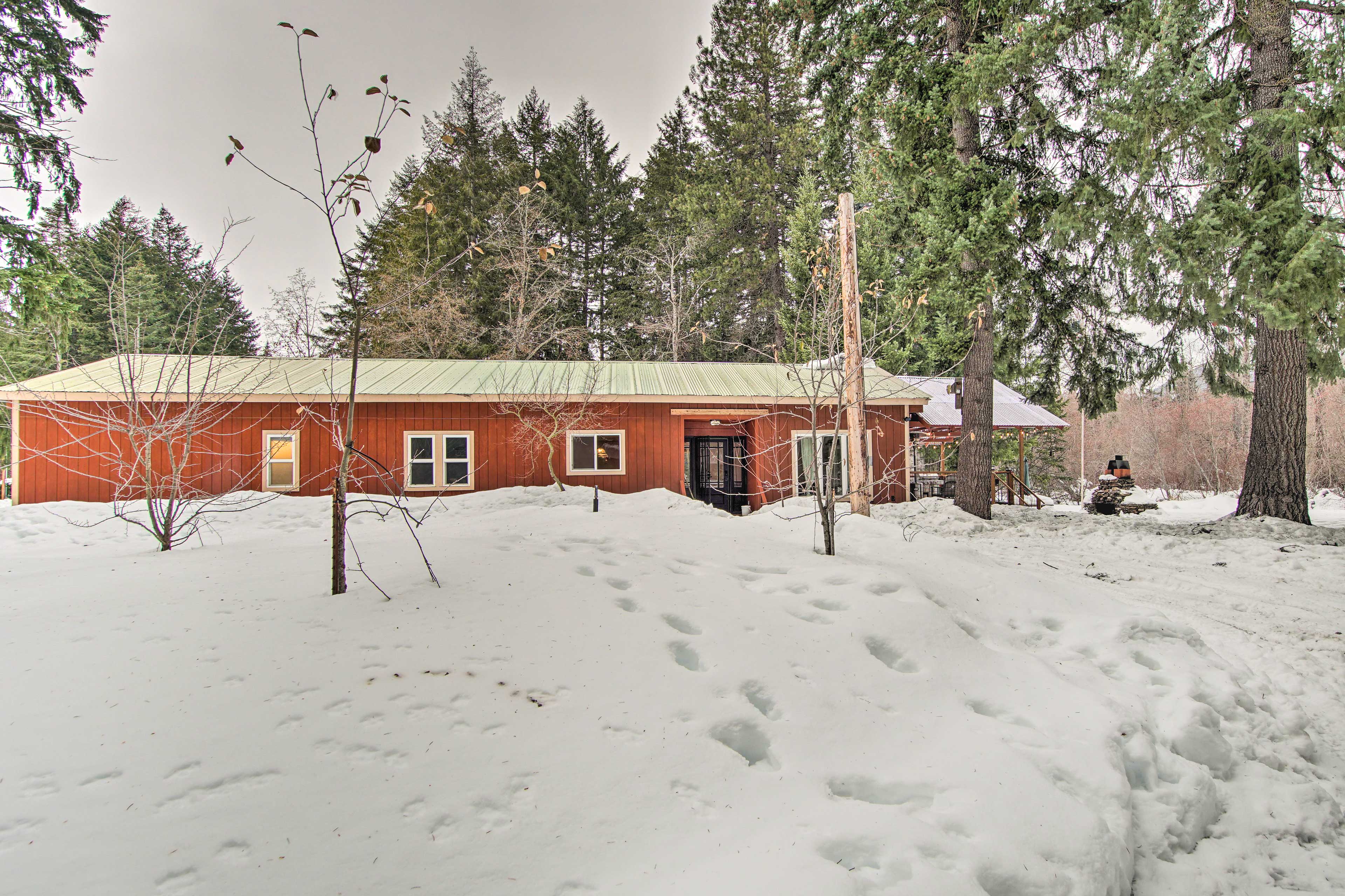 Secluded Riverfront Cabin Rental in Easton! Evolve