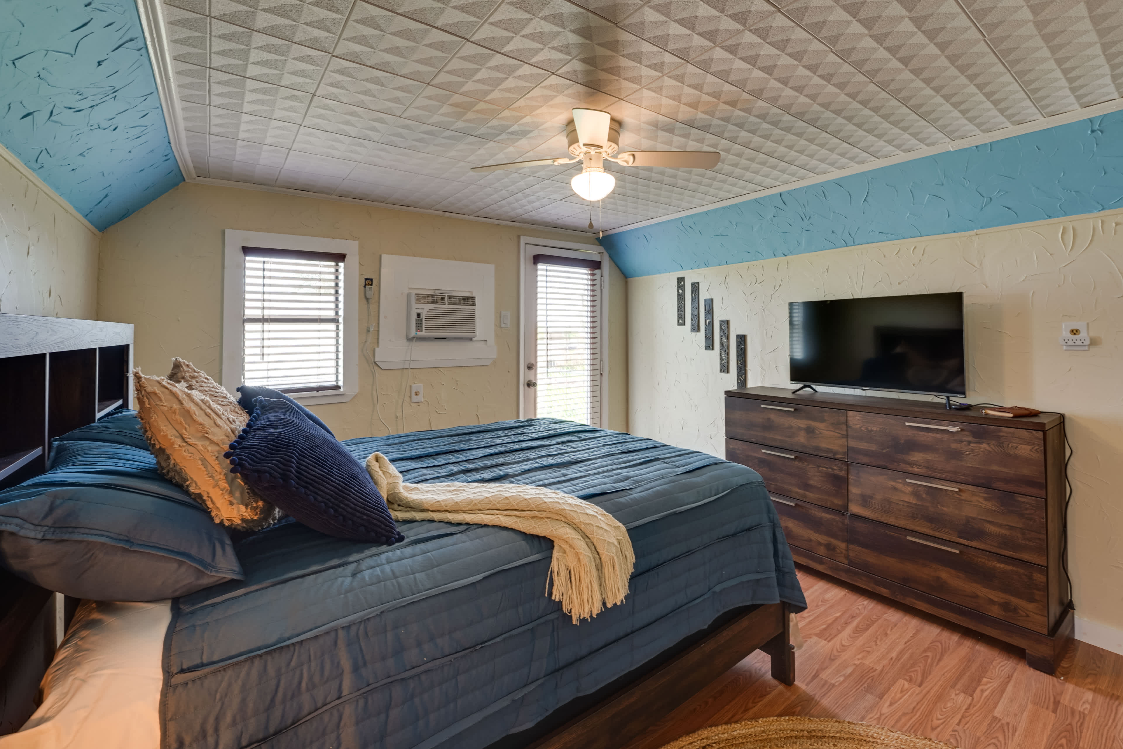 Convenient Vacation Rental in Aransas Pass! Evolve