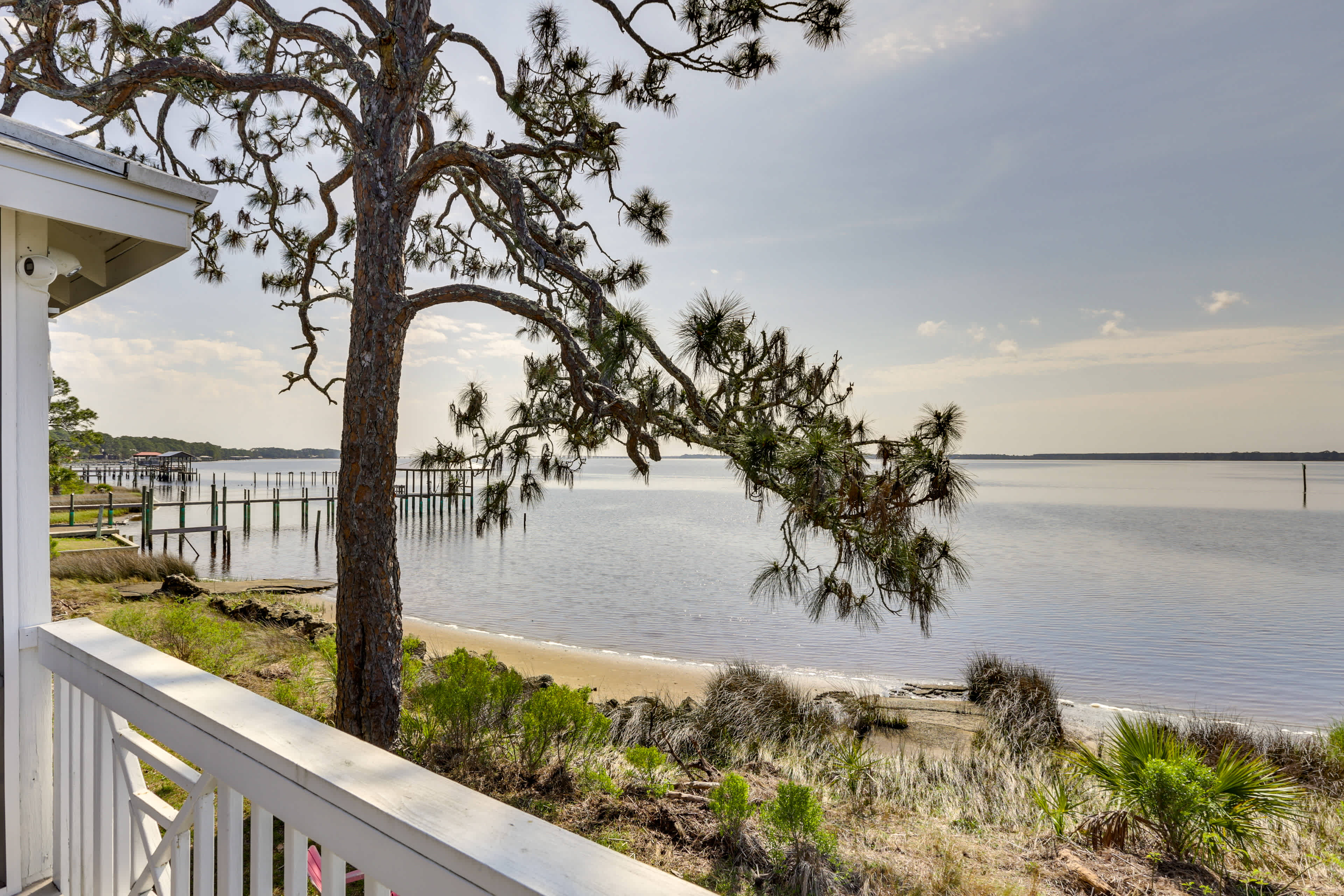 Waterfront Ochlockonee Bay Cottage w/ Views! Panacea, FL Evolve