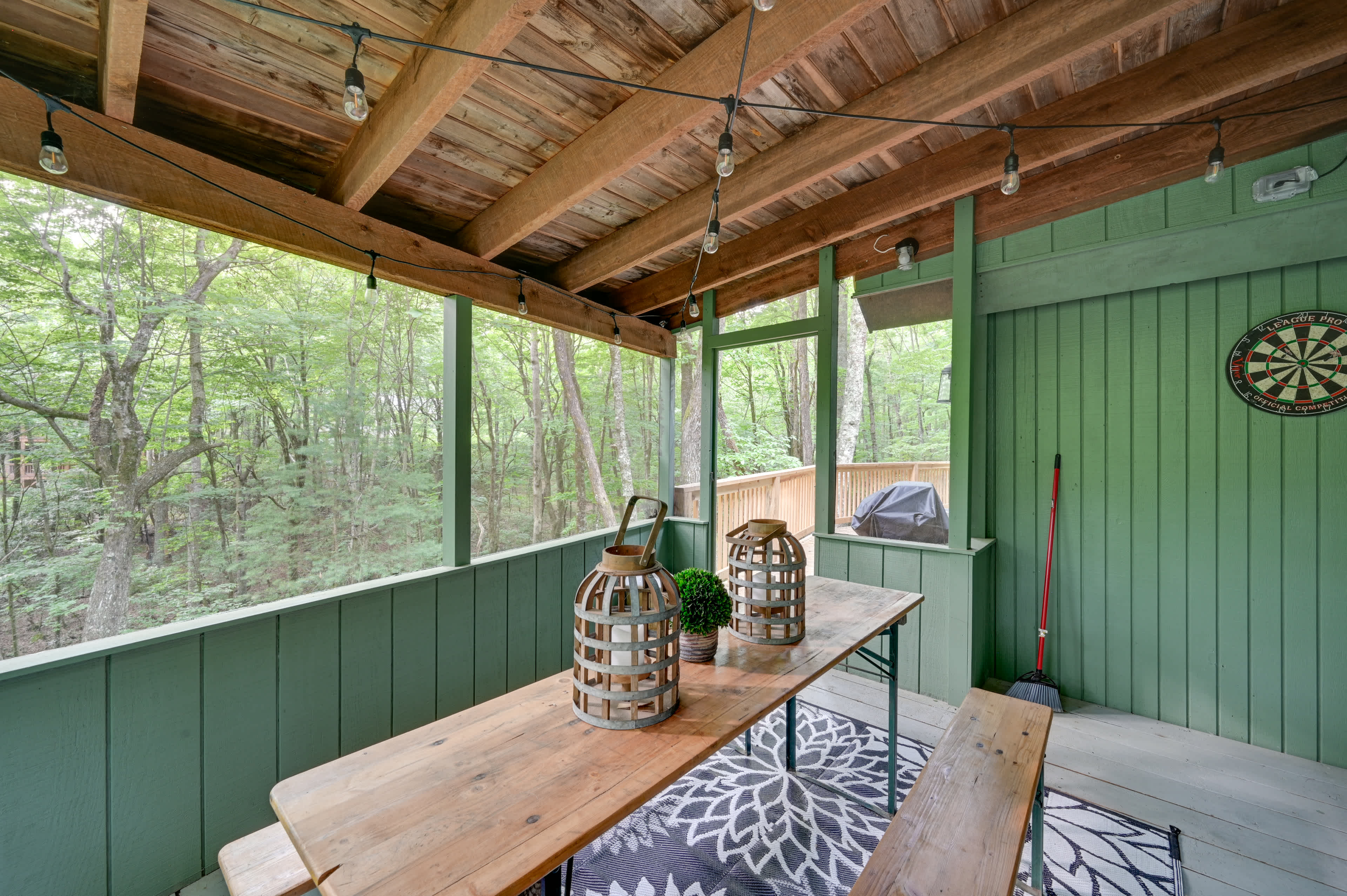 Peaceful Brevard Cabin Hike, Golf & Swim! Evolve