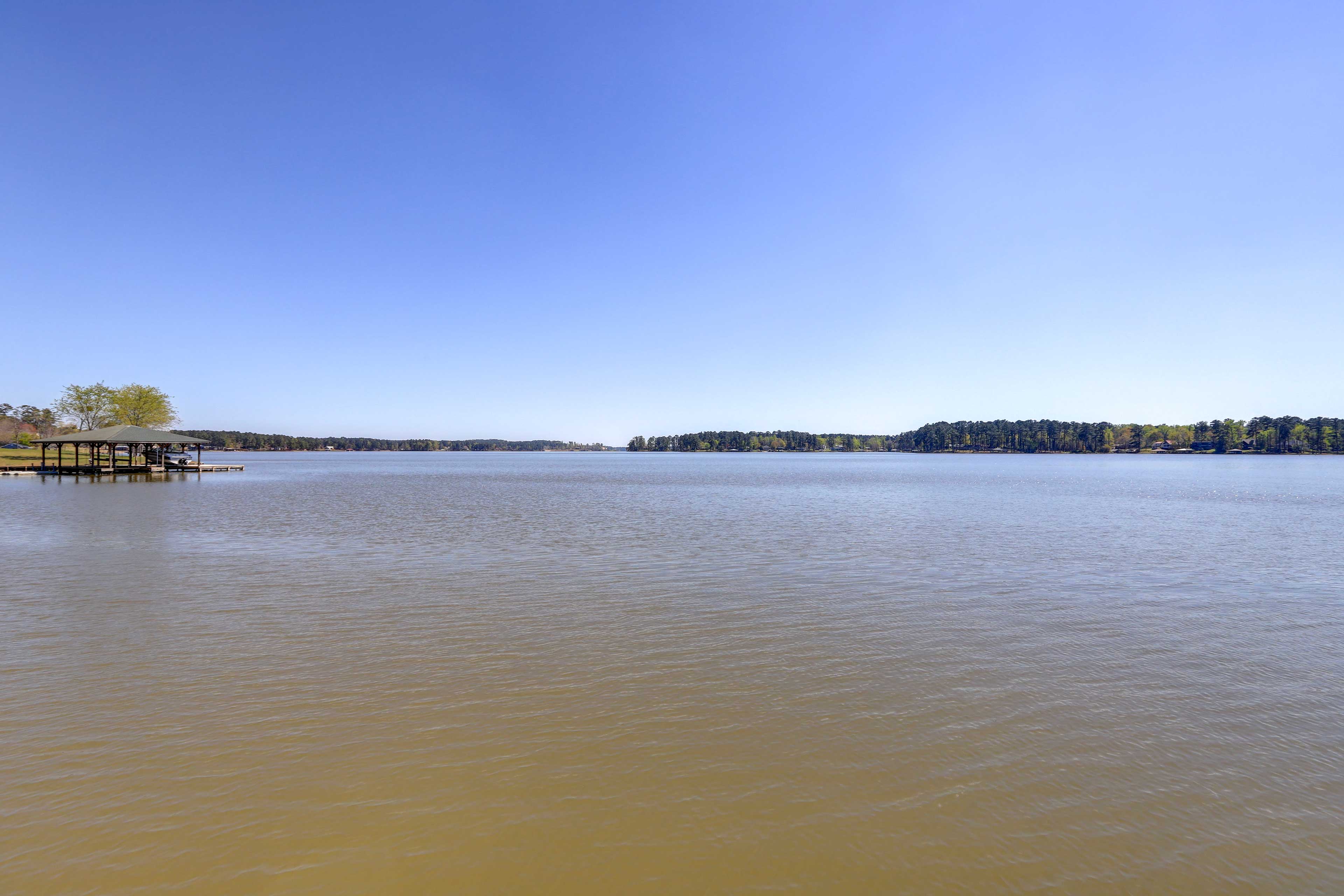 Waterfront Vacation Rental Home on Lake Sinclair! Sparta, GA Evolve