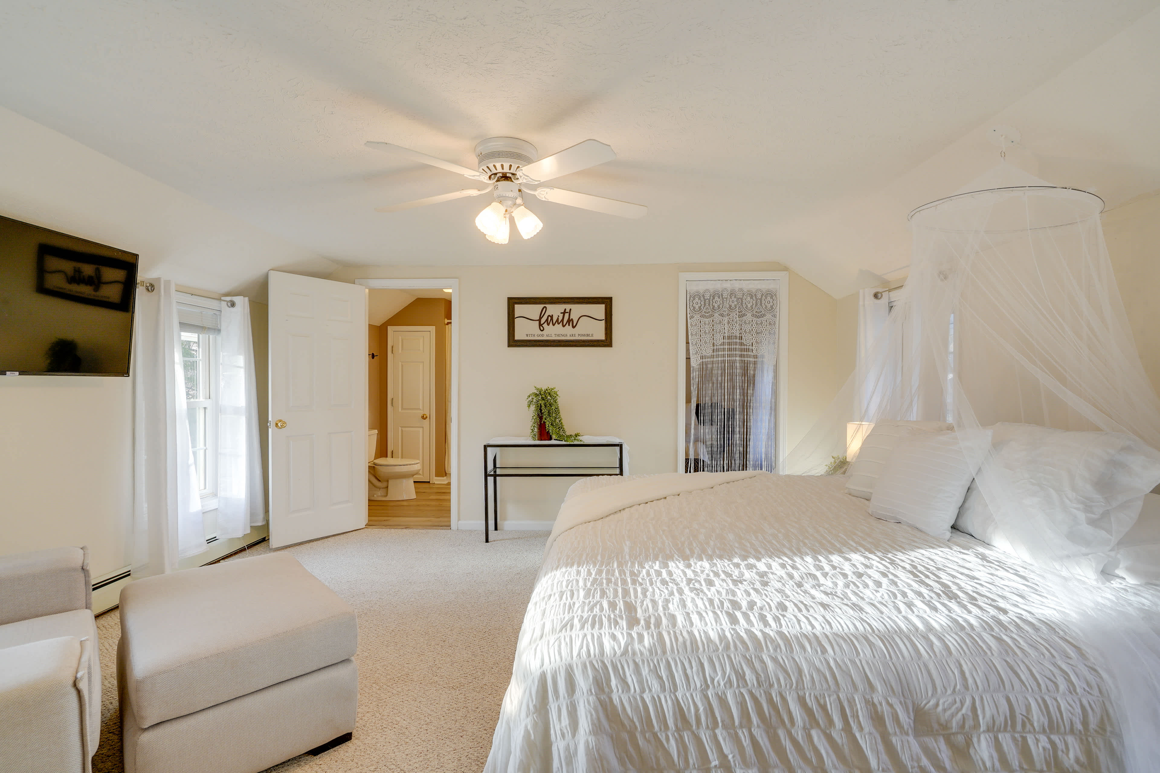 Coudersport Home w/ Outdoor Spa & Stargazing! Evolve