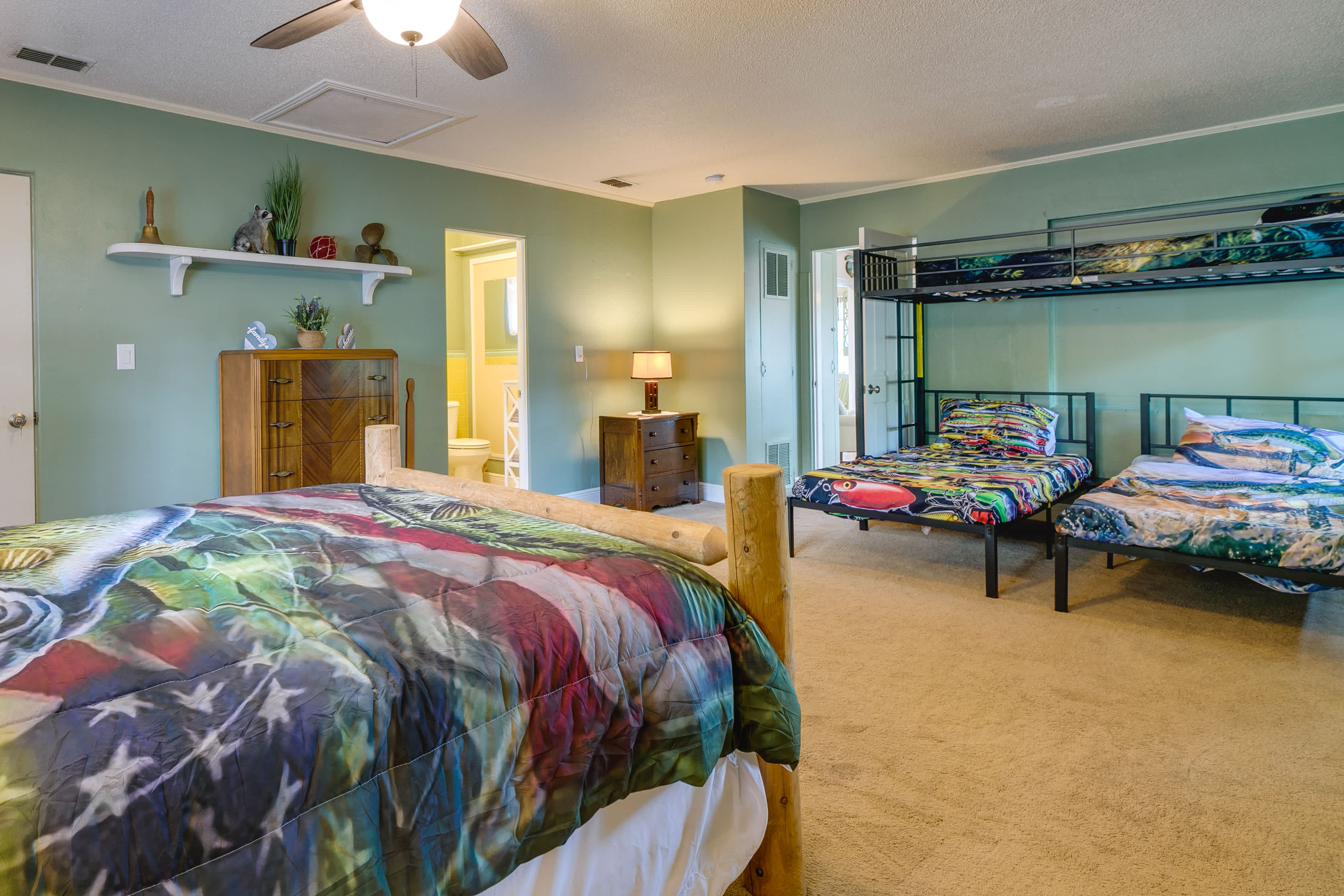 Dunnellon Vacation Rental w/ Pool Kayak & Fish! Evolve