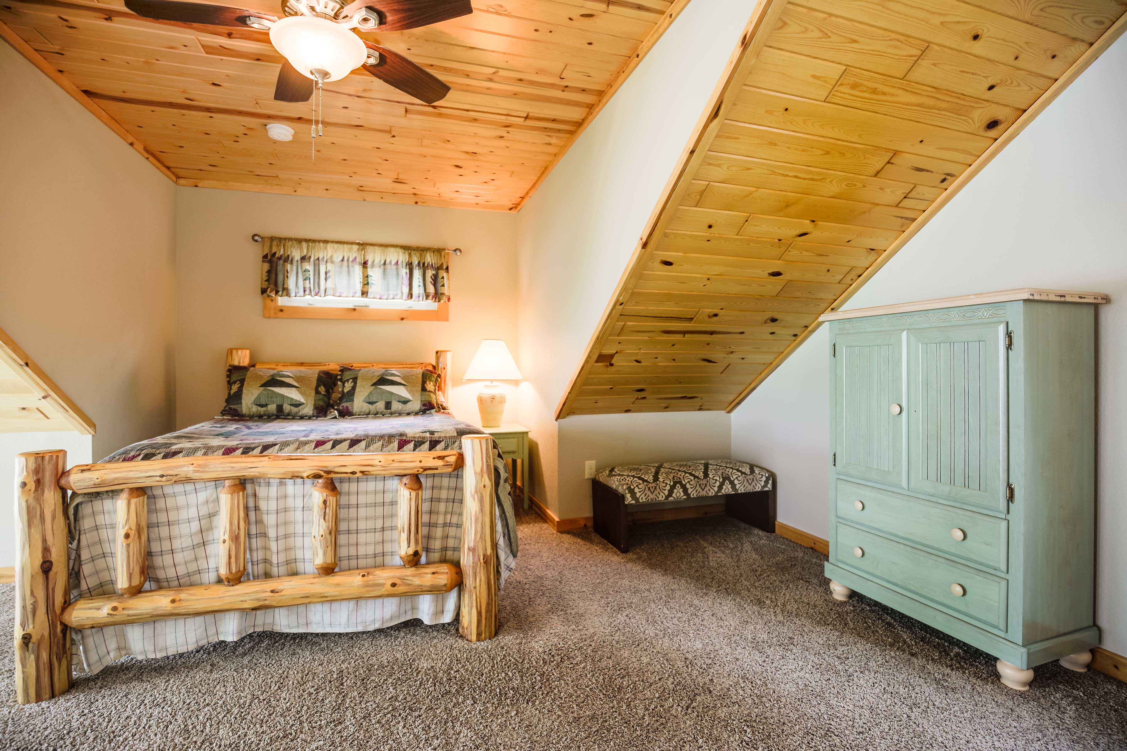 Lakefront Wisconsin Cabin Dock, Walk to Beach! Townsend, WI Evolve