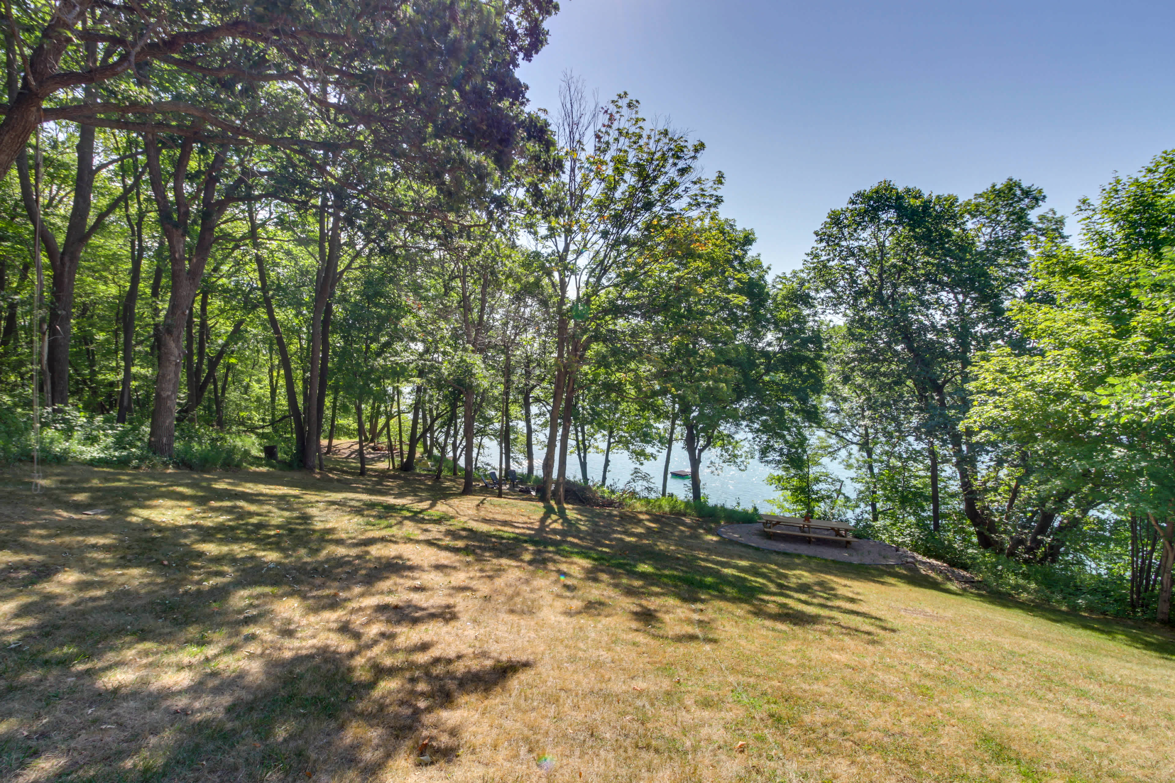 Cozy Frazee Lake Home w/ Hot Tub & Fire Pit! Evolve