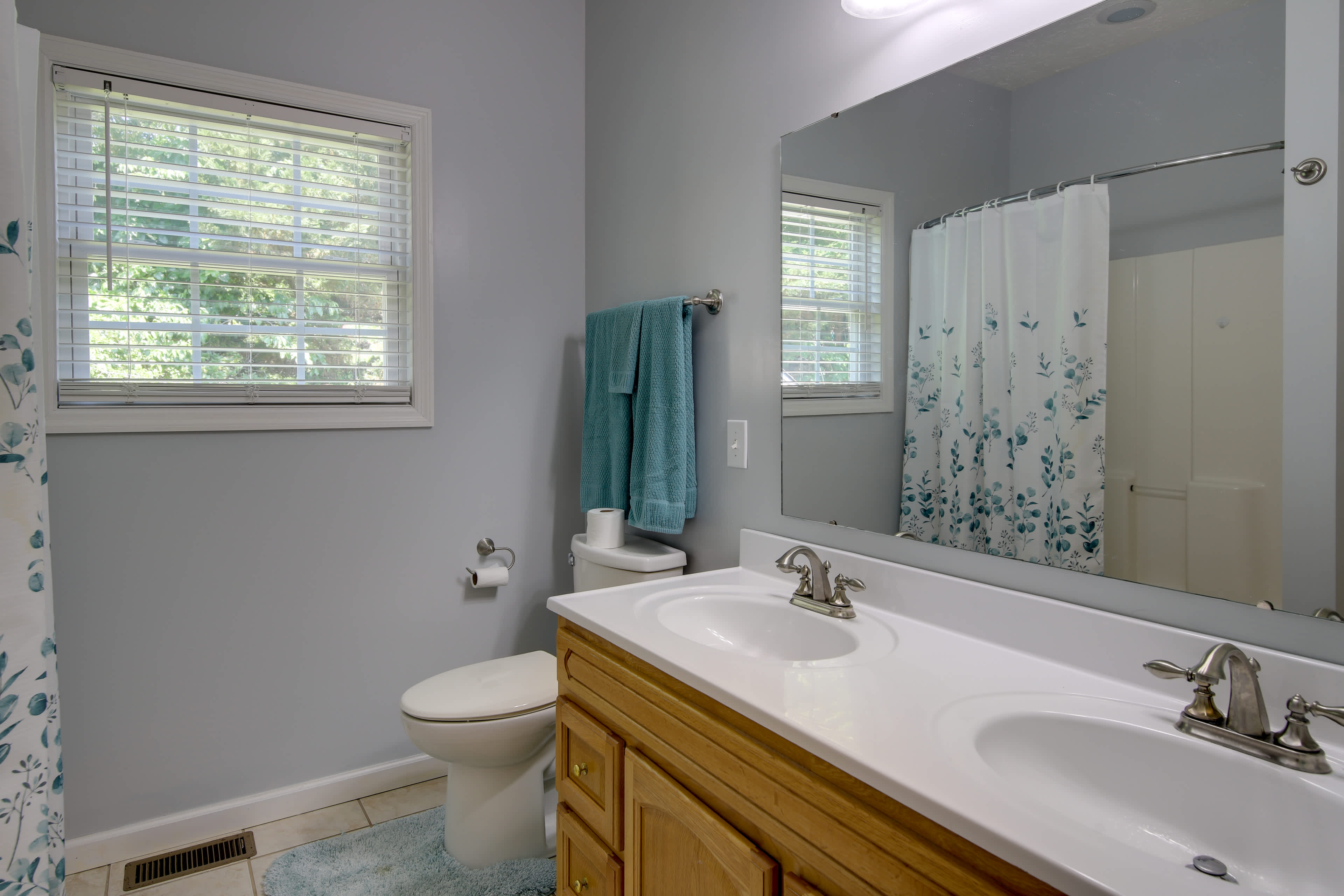 Lakefront LaFollette Home w/ Private Boat Slip! Lafollette, TN Evolve