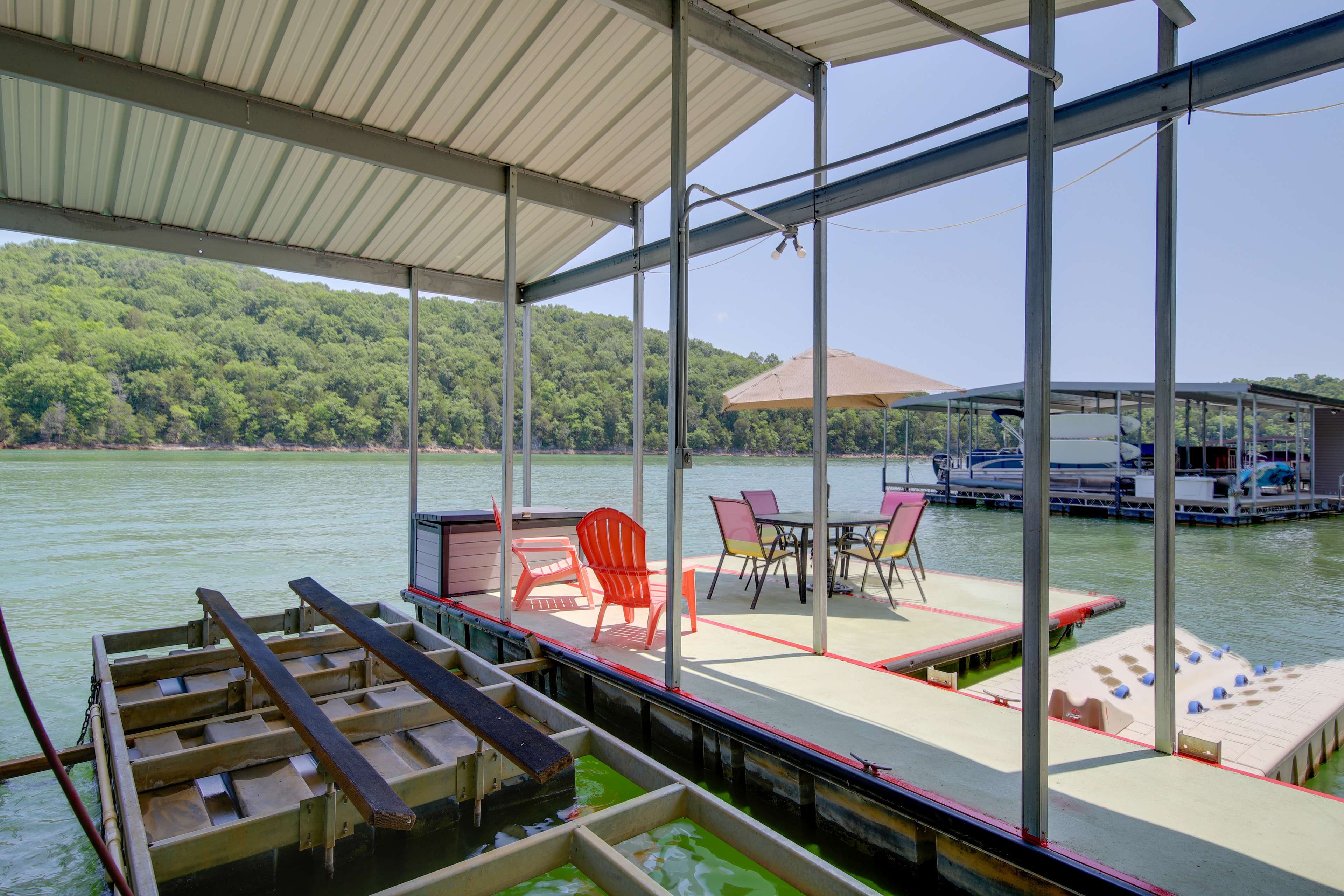 Lakefront LaFollette Home w/ Private Boat Slip! Lafollette, TN Evolve