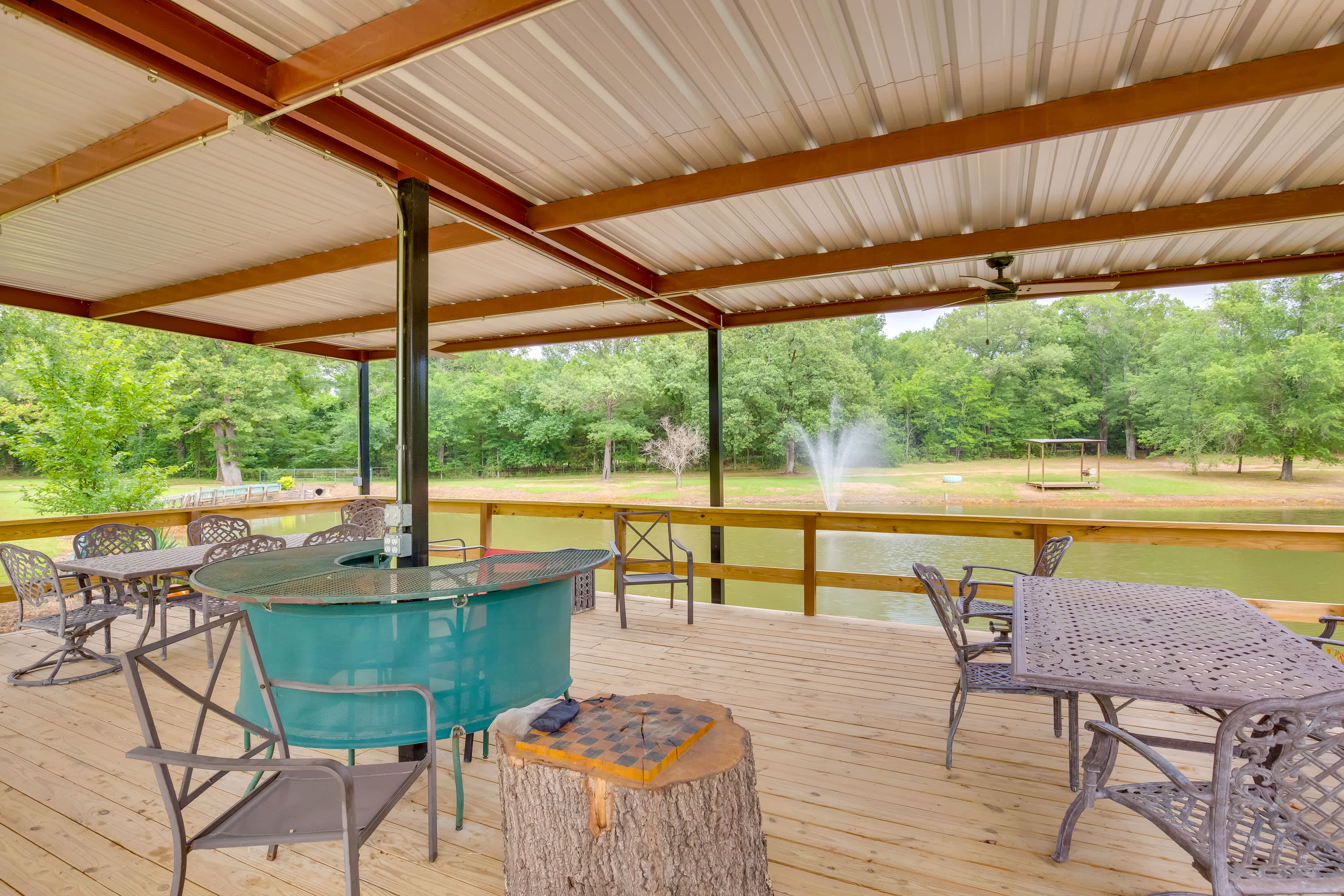 Waterfront Lake Fork Vacation Home w/ Boat Dock! Emory, TX Evolve