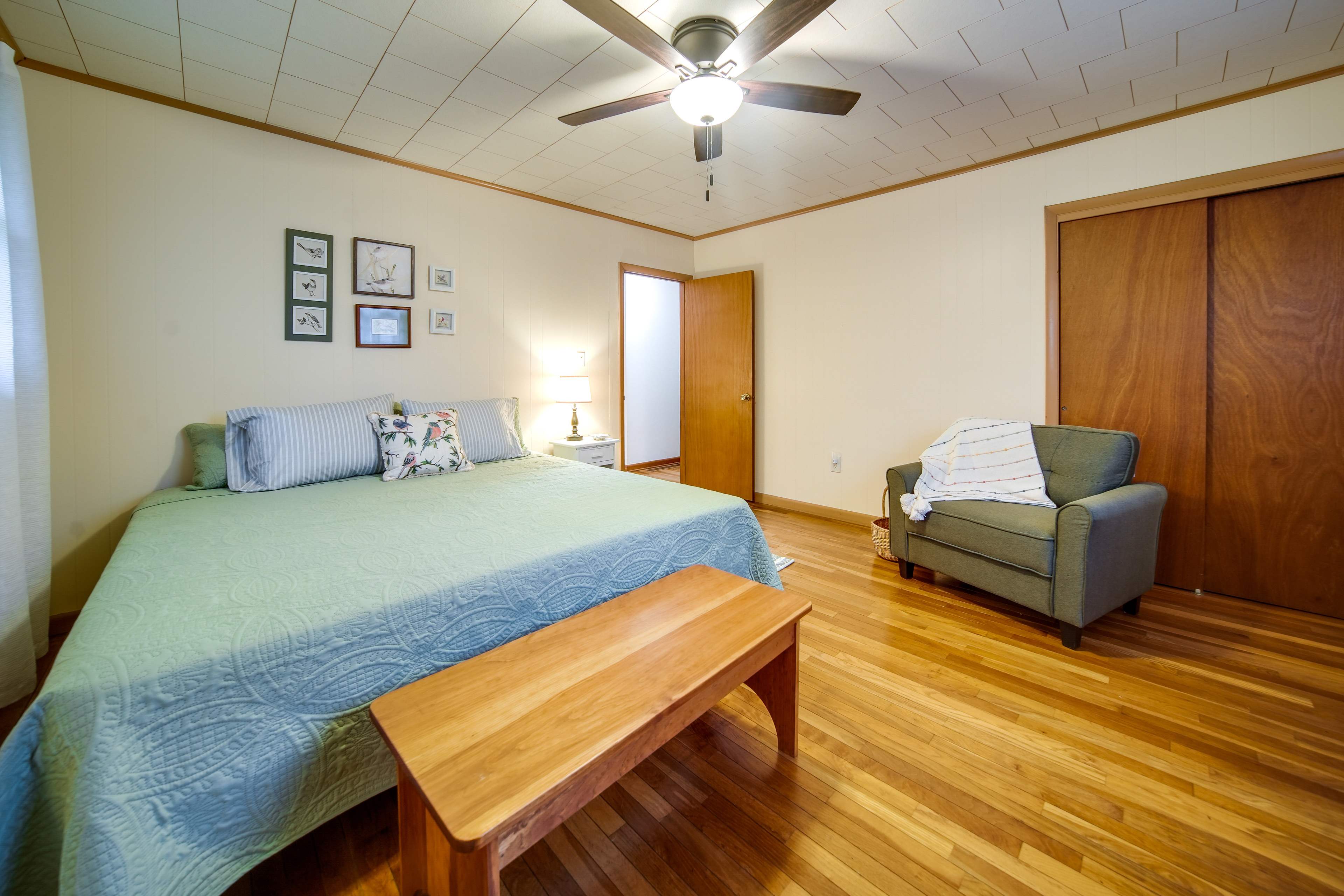 Mayville Vacation Rental Walk to Chautauqua Lake Evolve