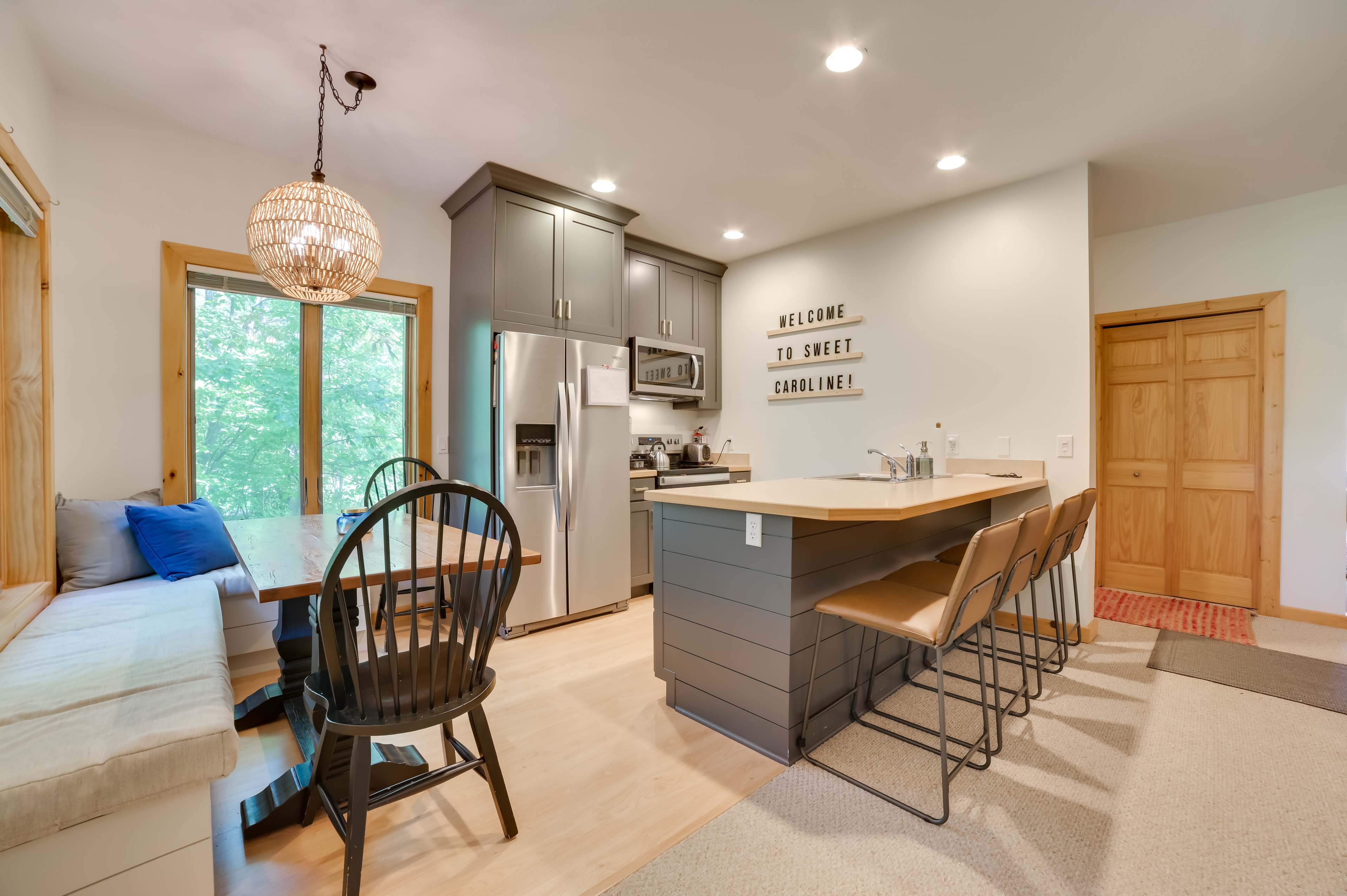 Modern Bellaire Condo Pool Access, Near Skiing! Evolve