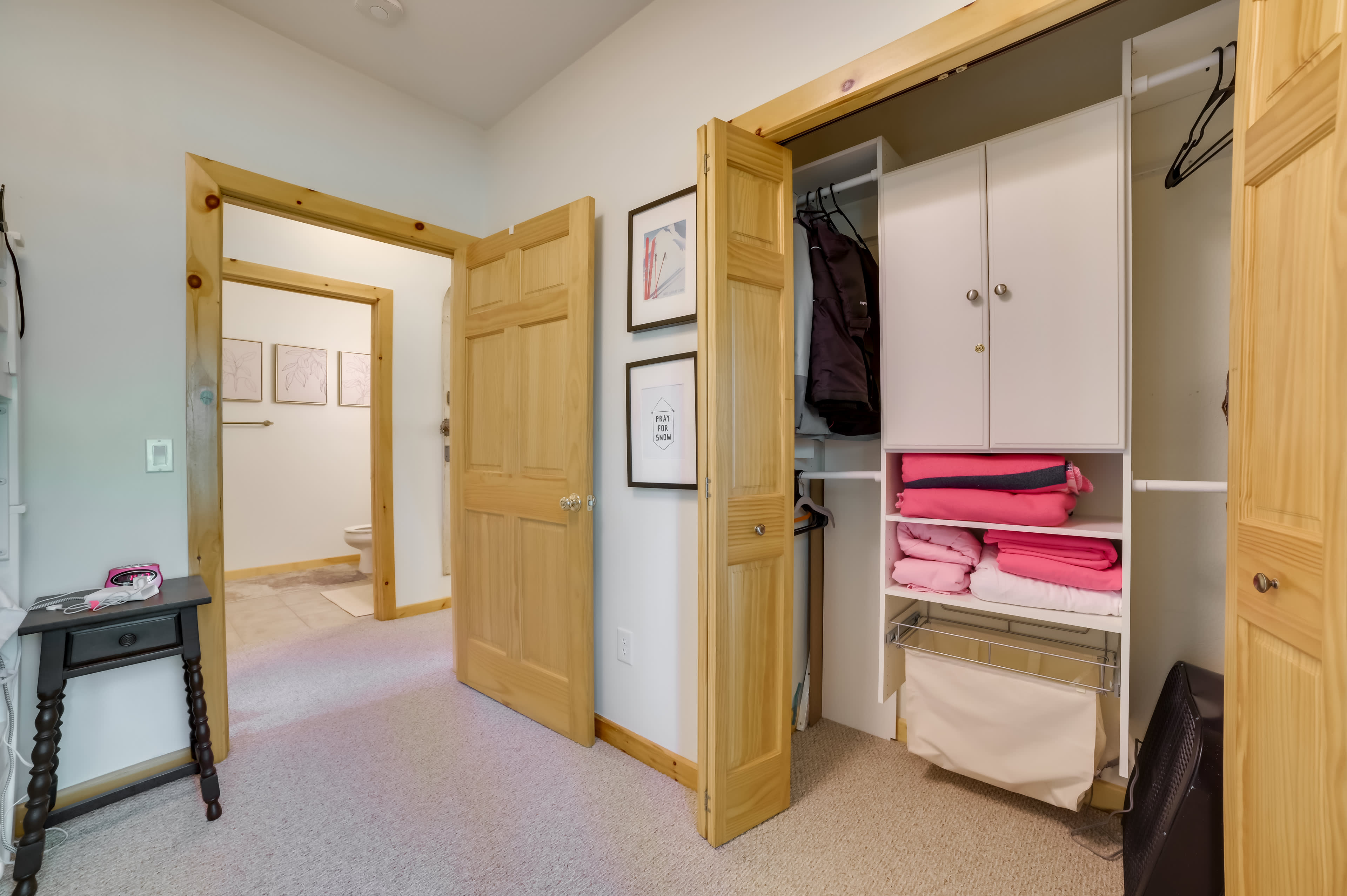 Modern Bellaire Condo Pool Access, Near Skiing! Evolve