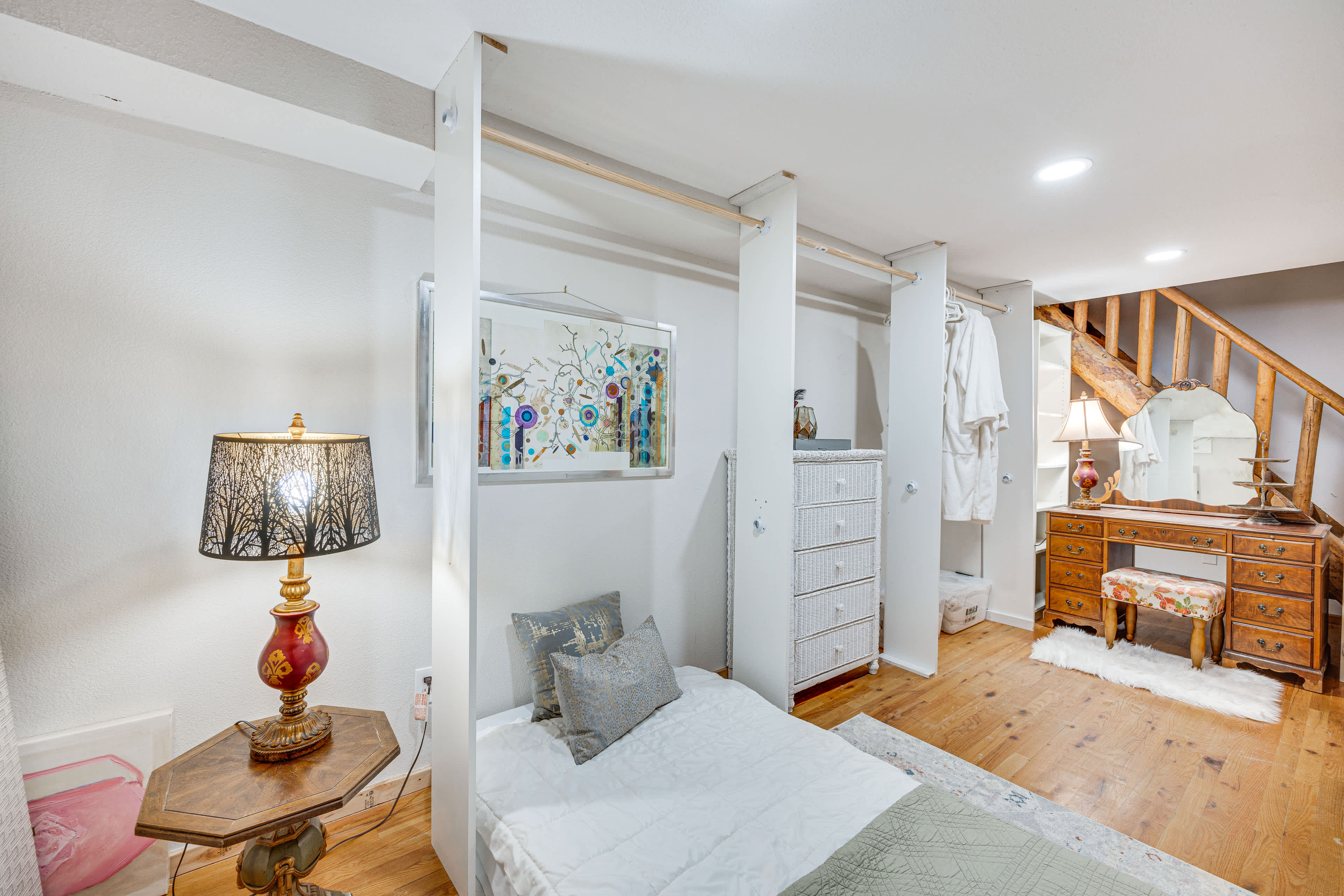 Vintage Larkspur Farmhouse w/ Seasonal Hot Tub! Evolve