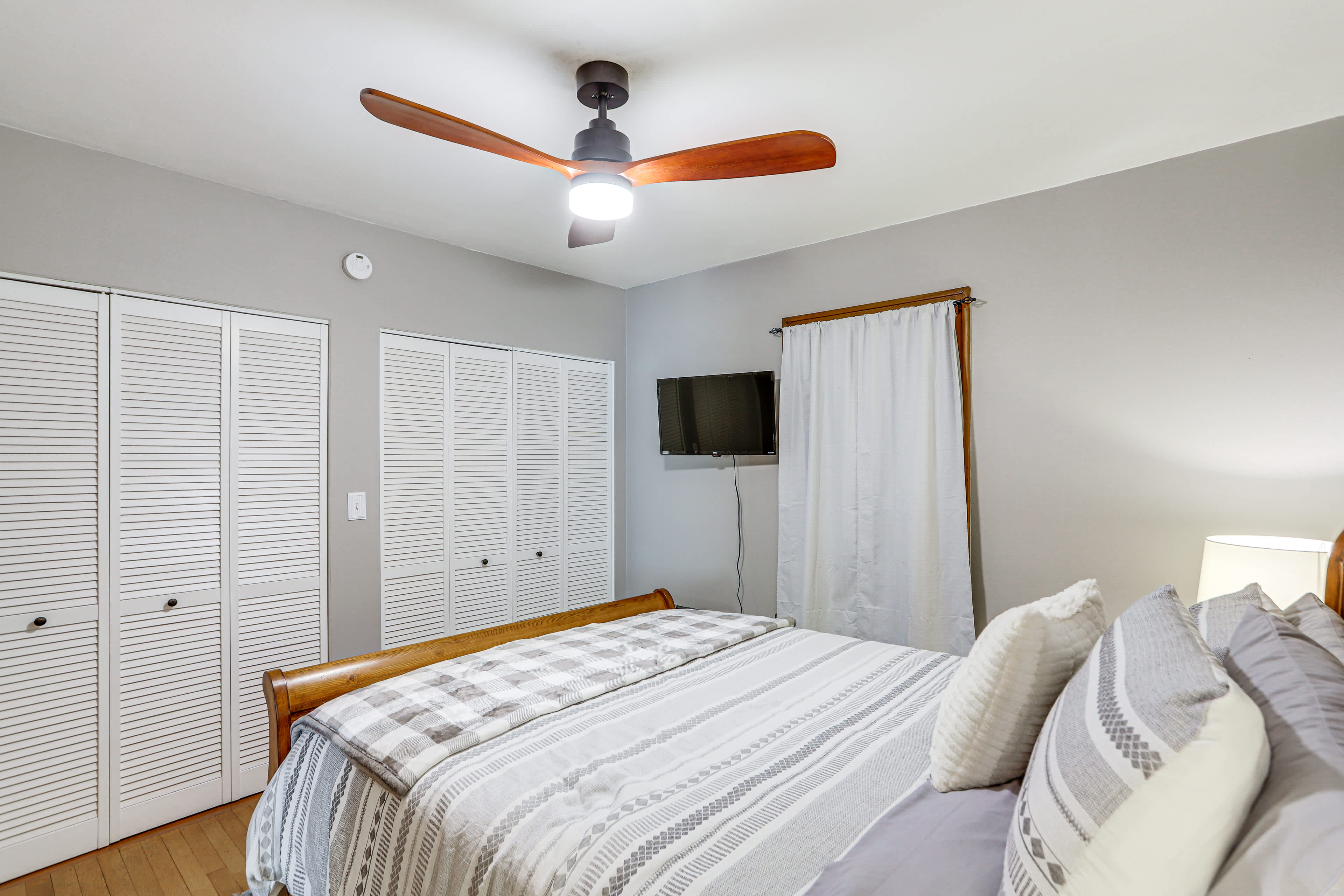 Cozy Tiffin House w/ Private Pool 1 Mi to Town! Evolve