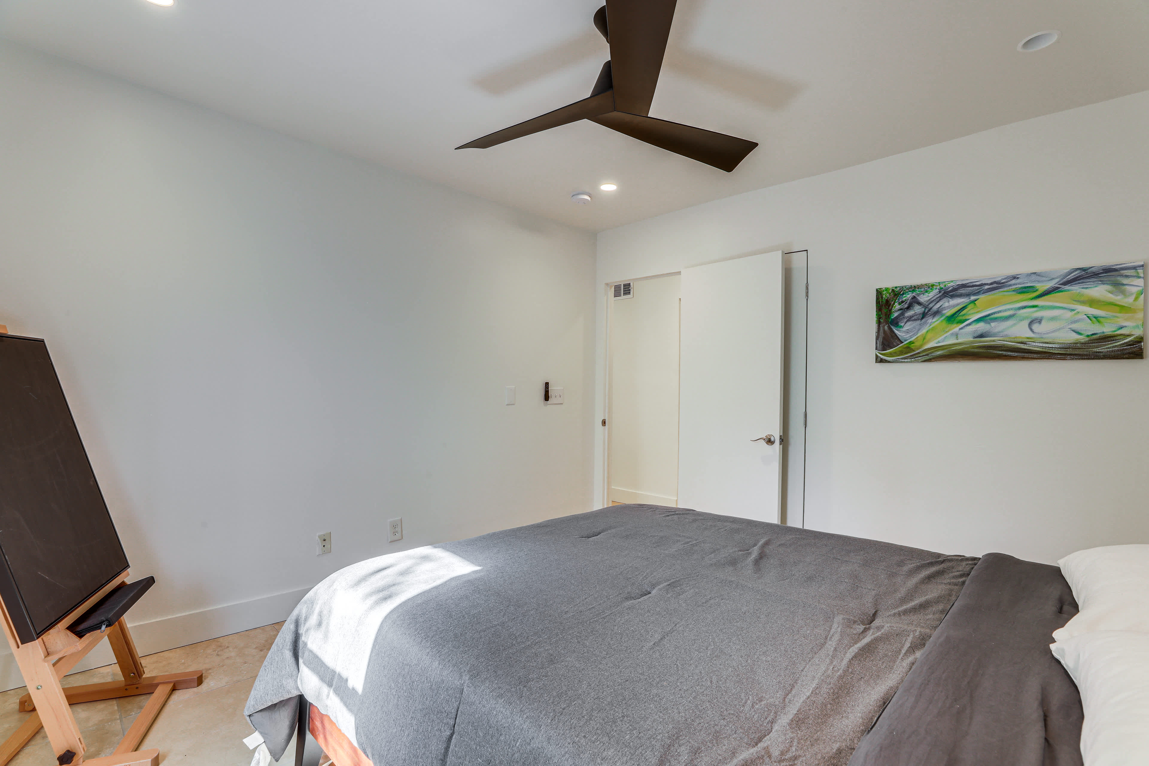 Modern Roswell Vacation Rental 3 Mi to Downtown! Evolve