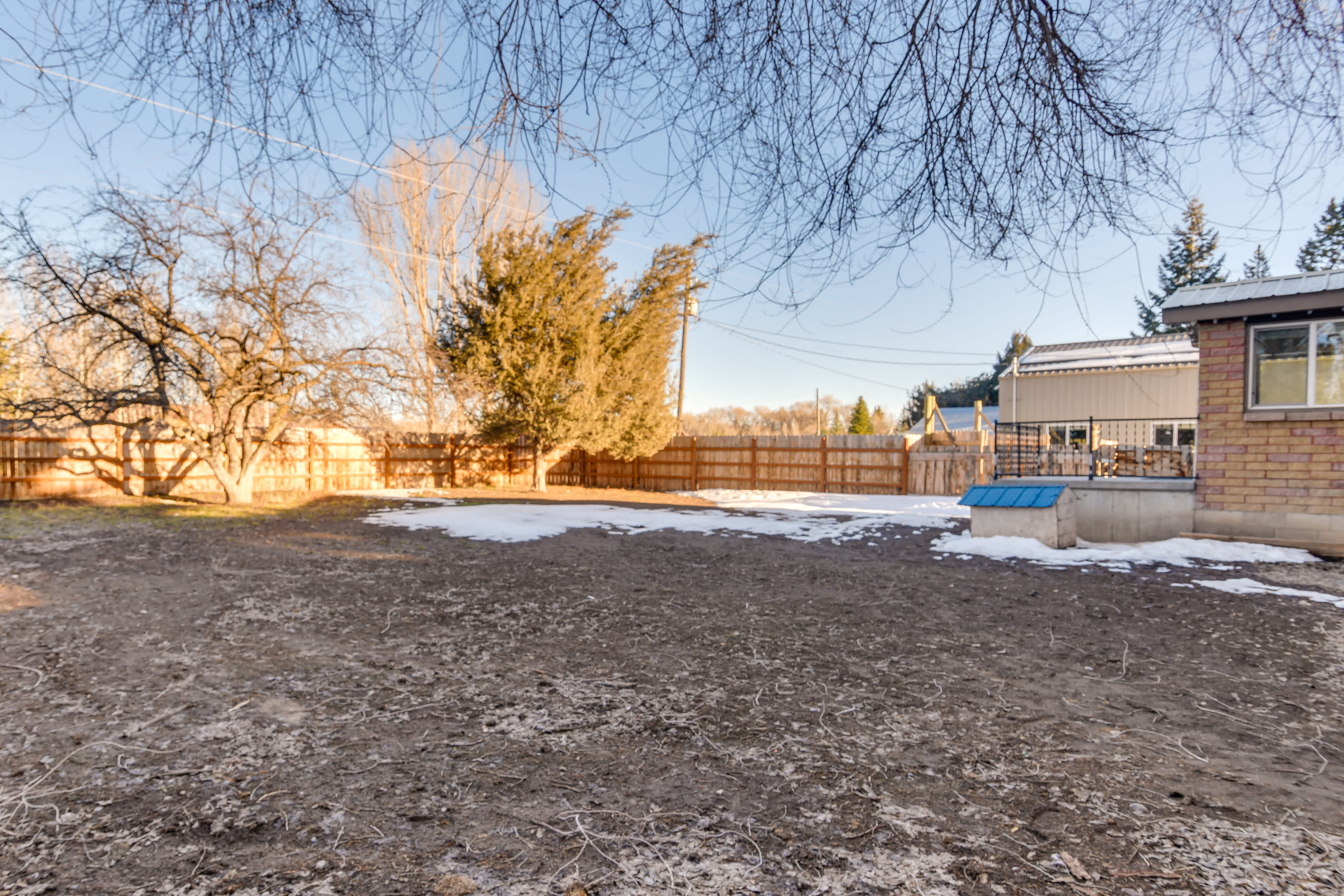Cozy & PetFriendly Rexburg Home w/ Fenced Yard! Evolve