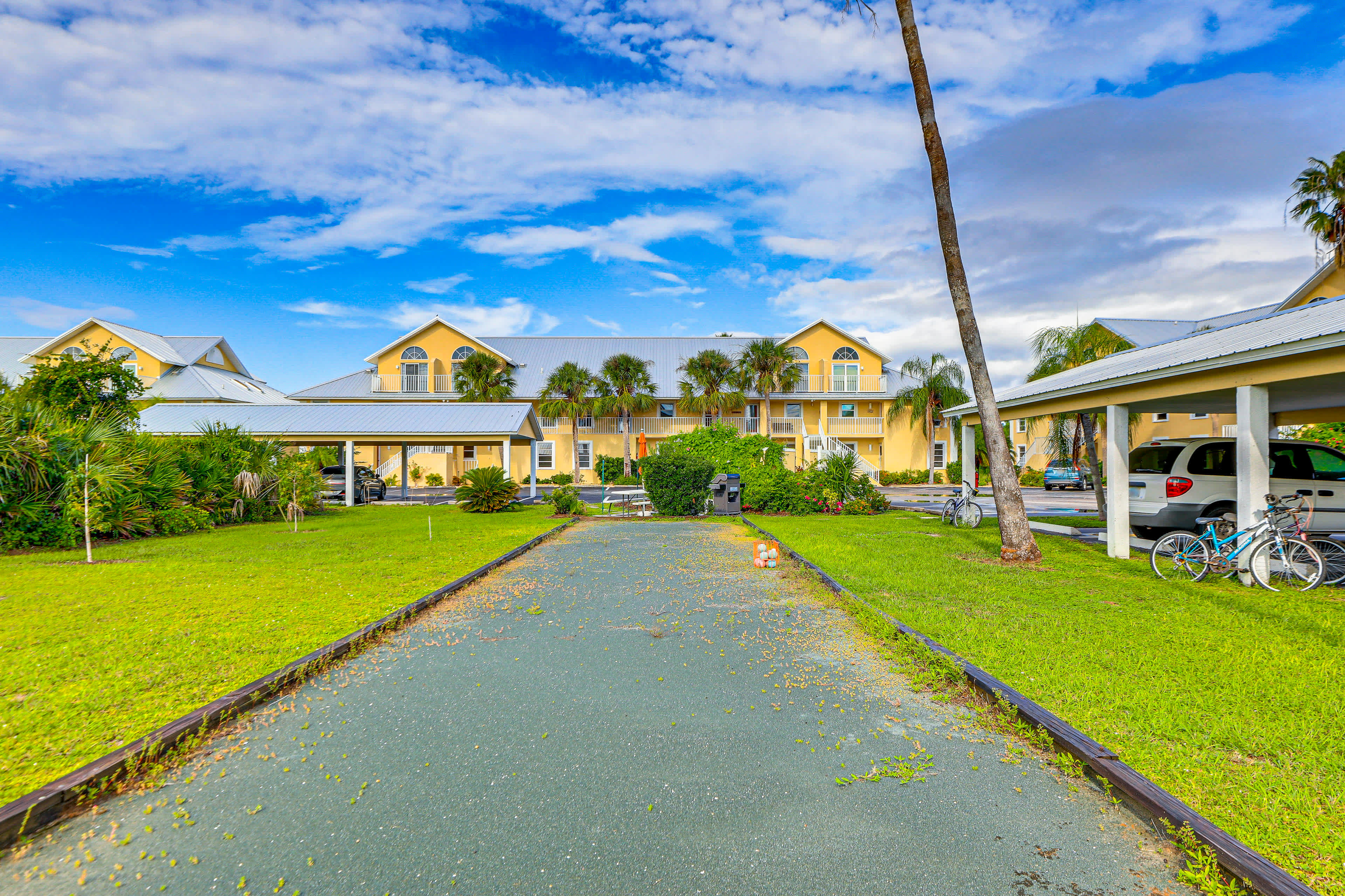 quiet-englewood-condo-8-mi-to-beach-evolve