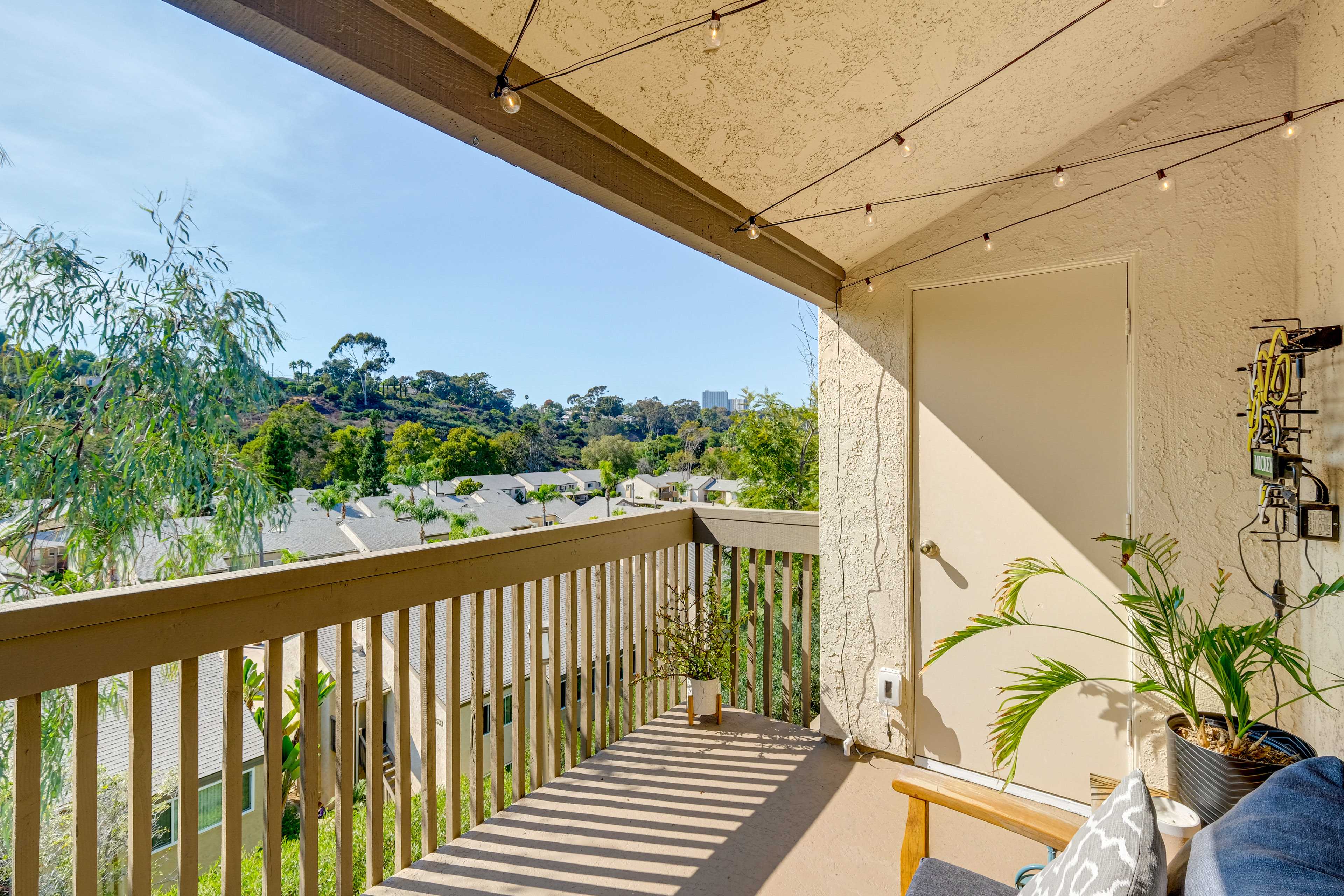 San Diego Condo w/ Pool Access 2 Mi to Beach! Evolve