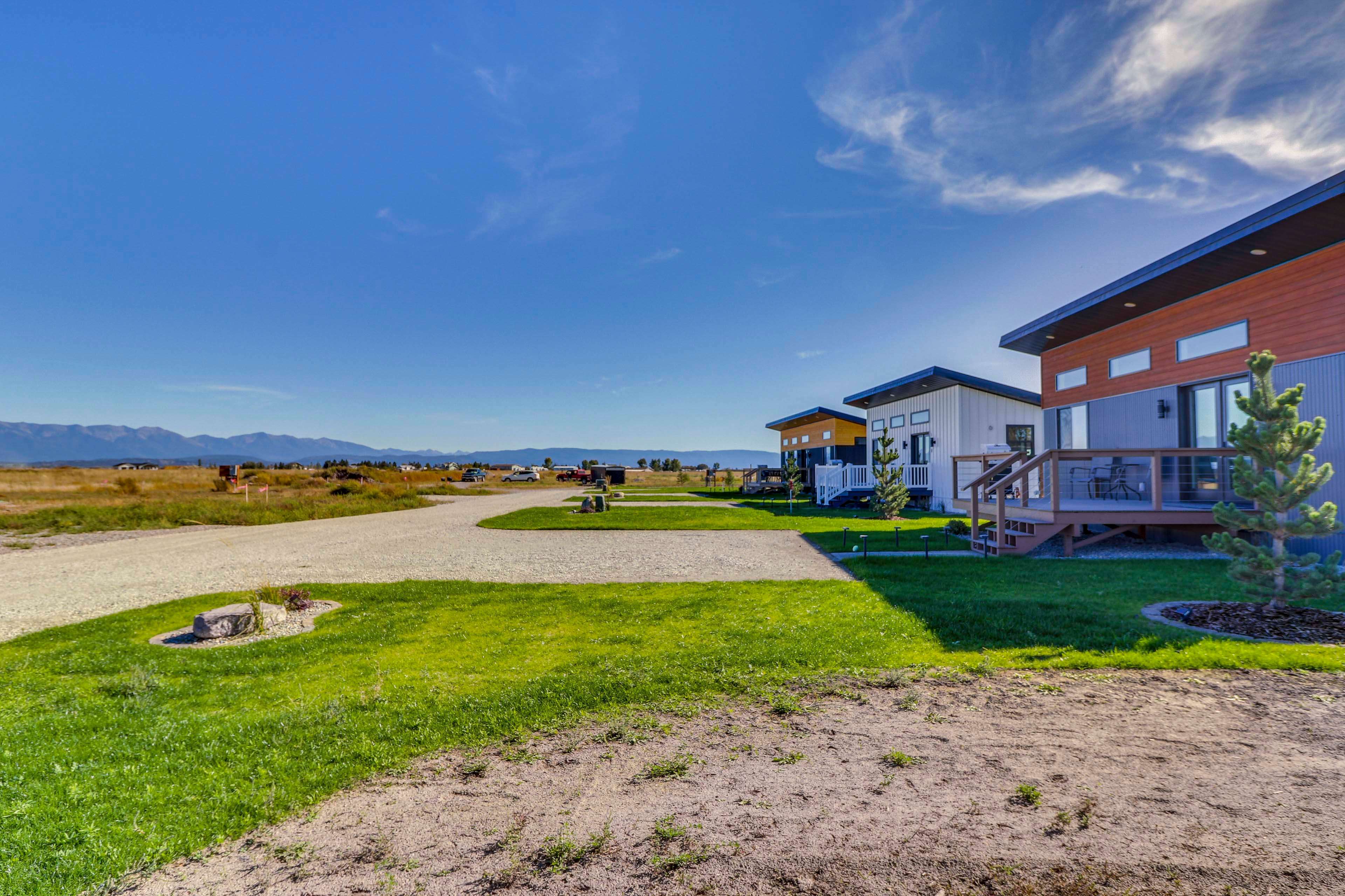 Tiny Home Cabin w/ Mtn View Near Flathead Lake! Kalispell, MT Evolve