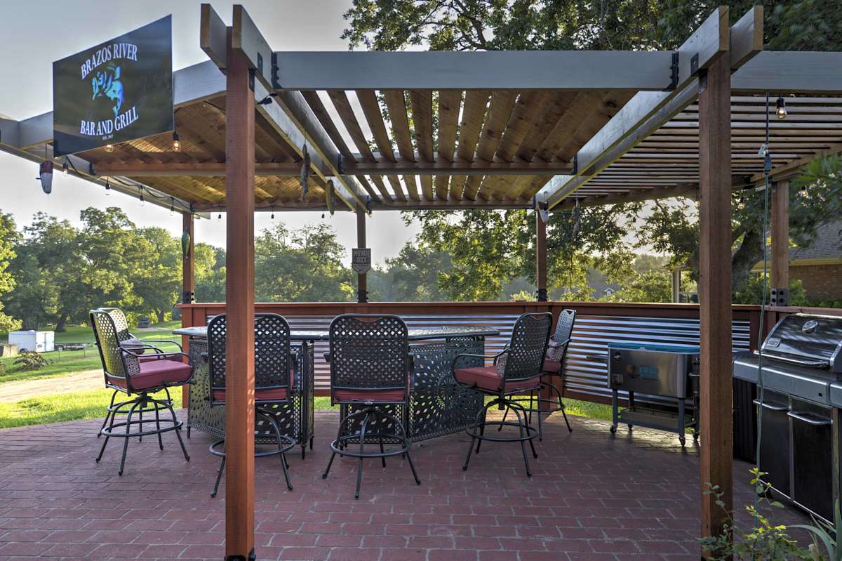 Waco Riverfront Home w/Patio Perfect for Game Days