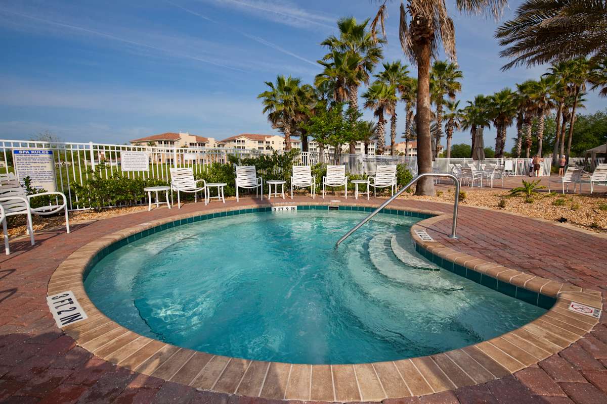 Palm Coast Condo w/Private Lanai & Lake Views!