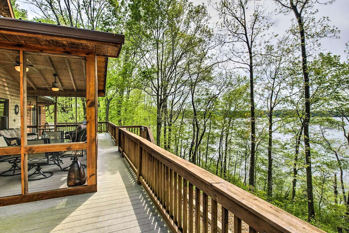 'Blessing by the Lake' Cabin on Barren River Lake!