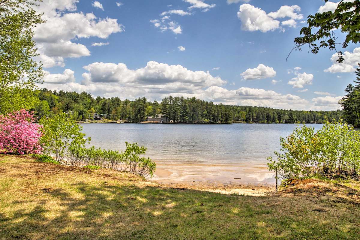 Lakefront Wakefield Cottage w/ Deck & Water Views!