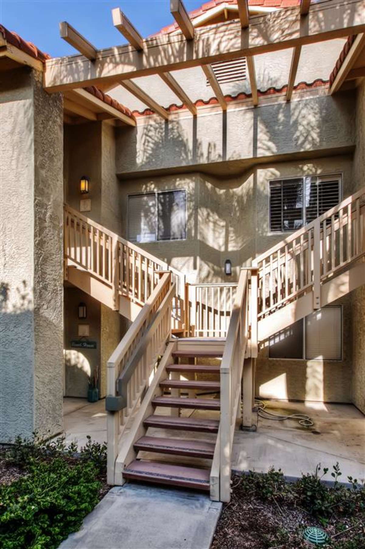 Dana Point Condo w/Wraparound Deck & Pool Access!