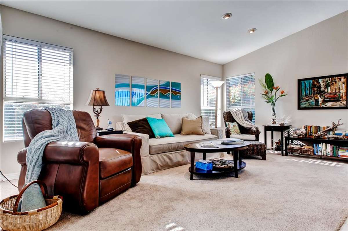 Dana Point Condo w/Wraparound Deck & Pool Access!