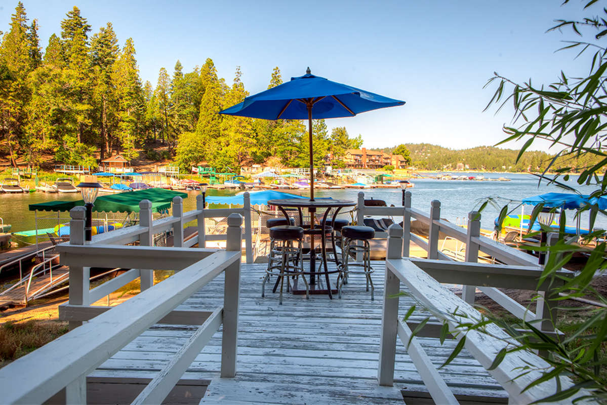 Waterfront Lake Arrowhead House w/Hot Tub & Deck!