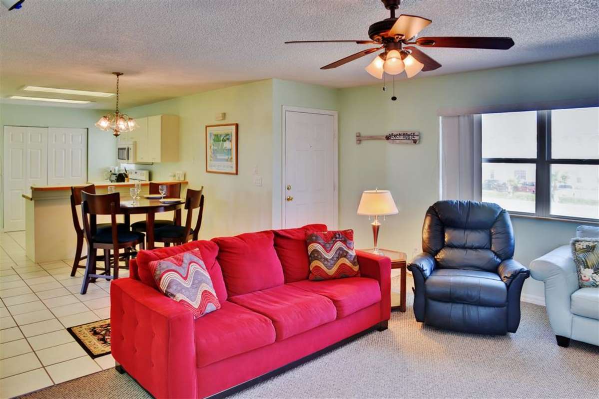 New Smyrna Beach Apartment w/ Ocean Views!