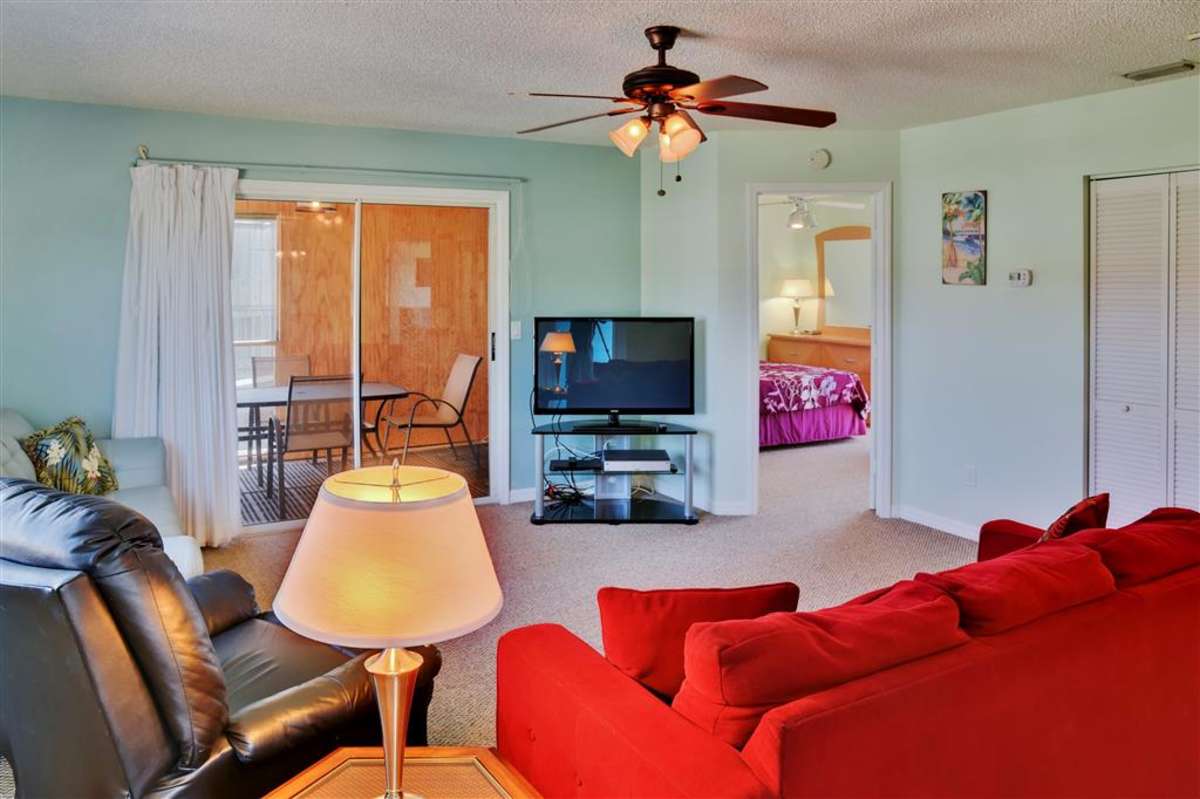 New Smyrna Beach Apartment w/ Ocean Views!