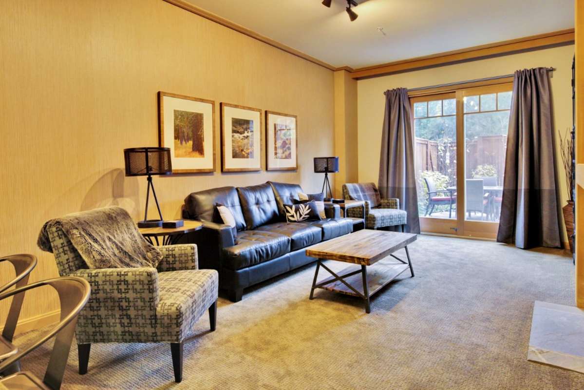 Cle Elum Condo w/View by River Hike, Golf & More