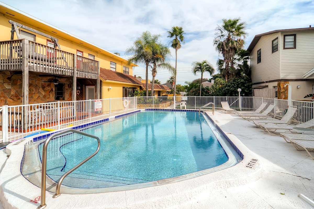 Oceanfront Belleair Beach Condo w/ Gulf Views!