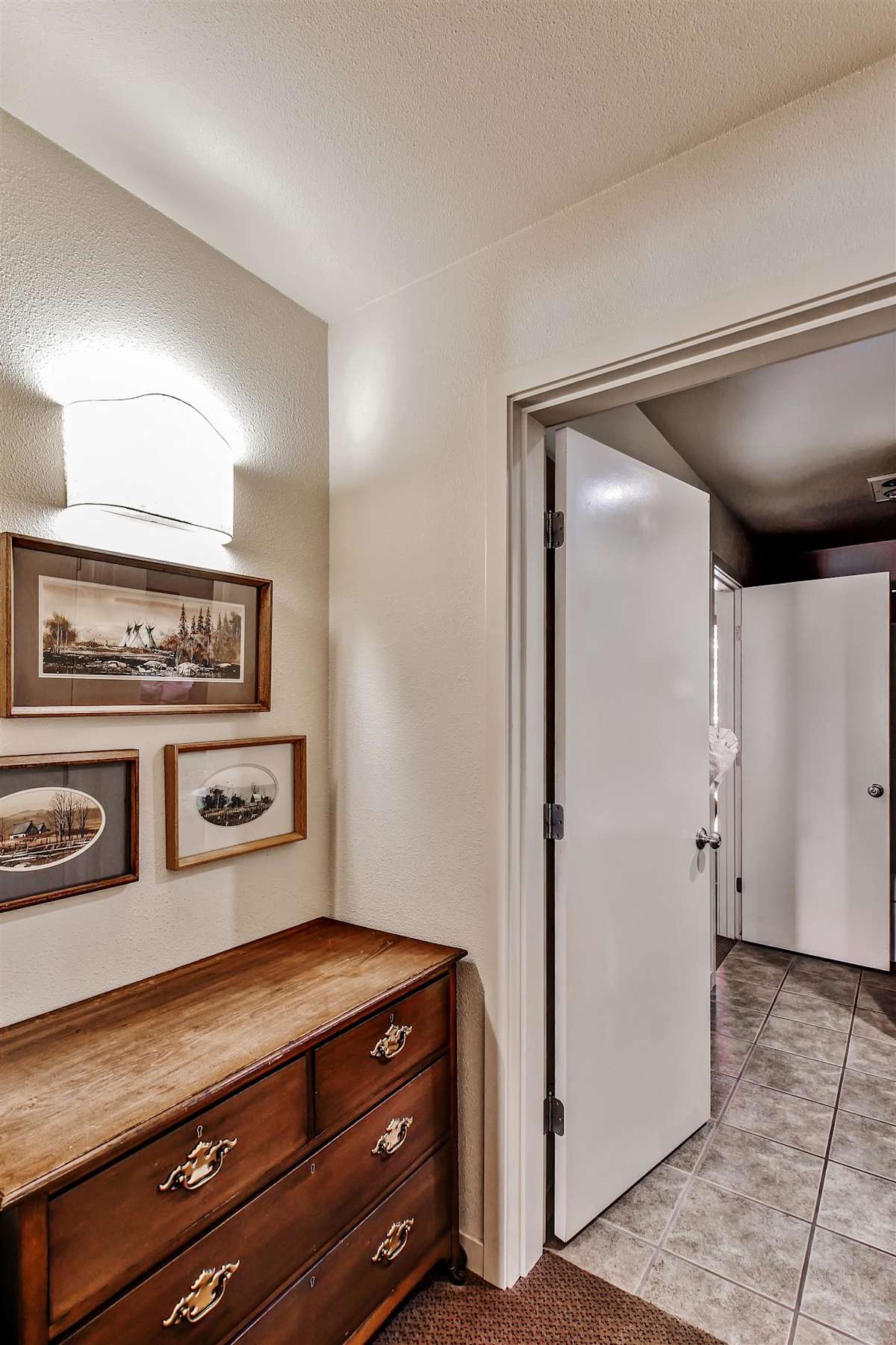 Bend Condo w/Deck & Forest Views!