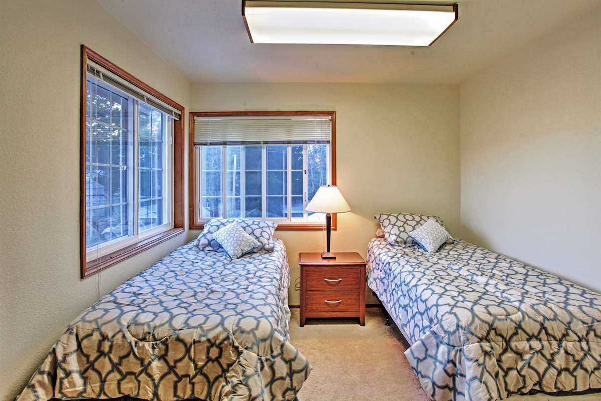 Contemporary 3BR Des Moines Home Near Attractions!