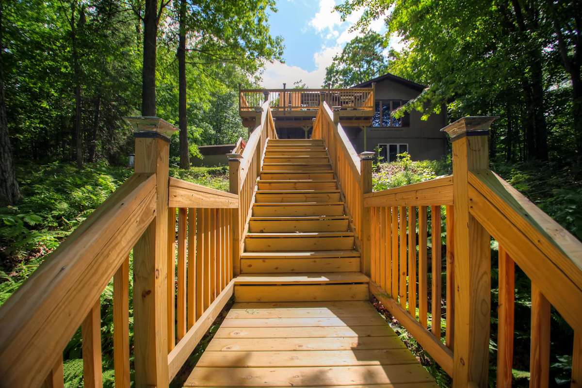 Remodeled Red Cedar Lake Home w/Pontoon Rental!