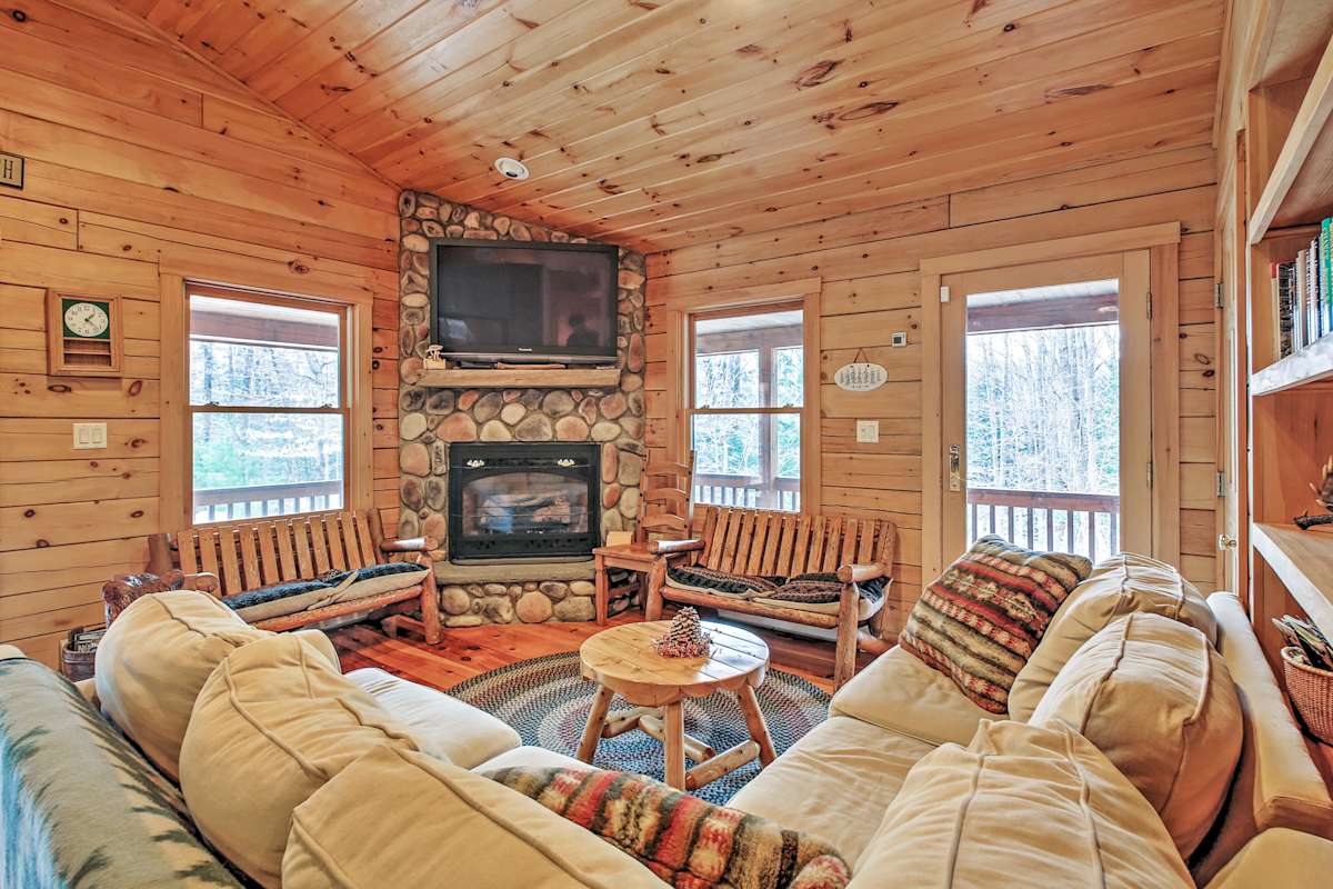 3br North Conway Log Cabin W Private Hot Tub