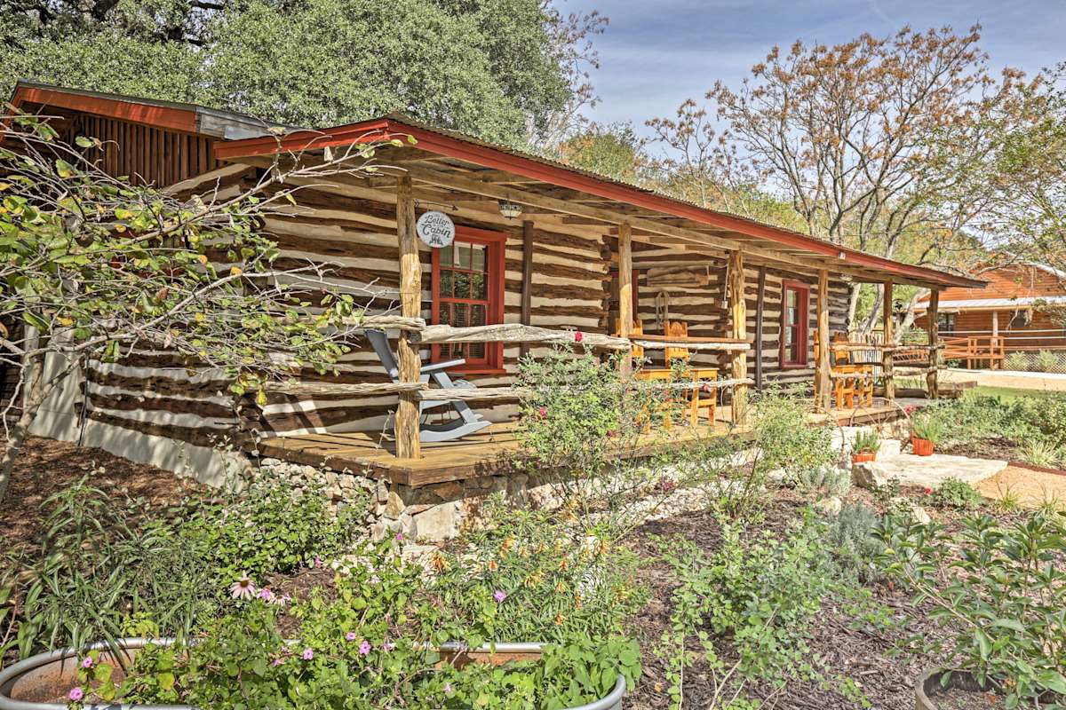 Gruene Cabin Pet Friendly New Braunfels Studio