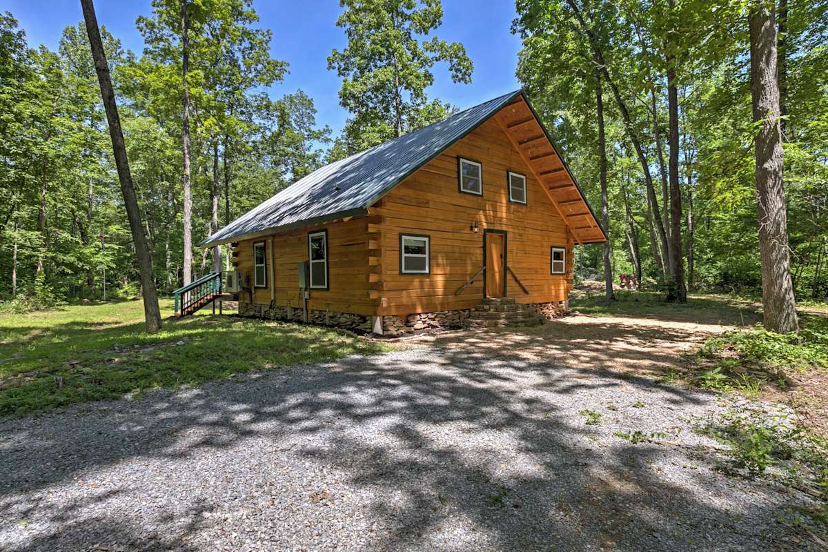 Lyndhurst Log Cabin On Farm W Pond Stocked Stream